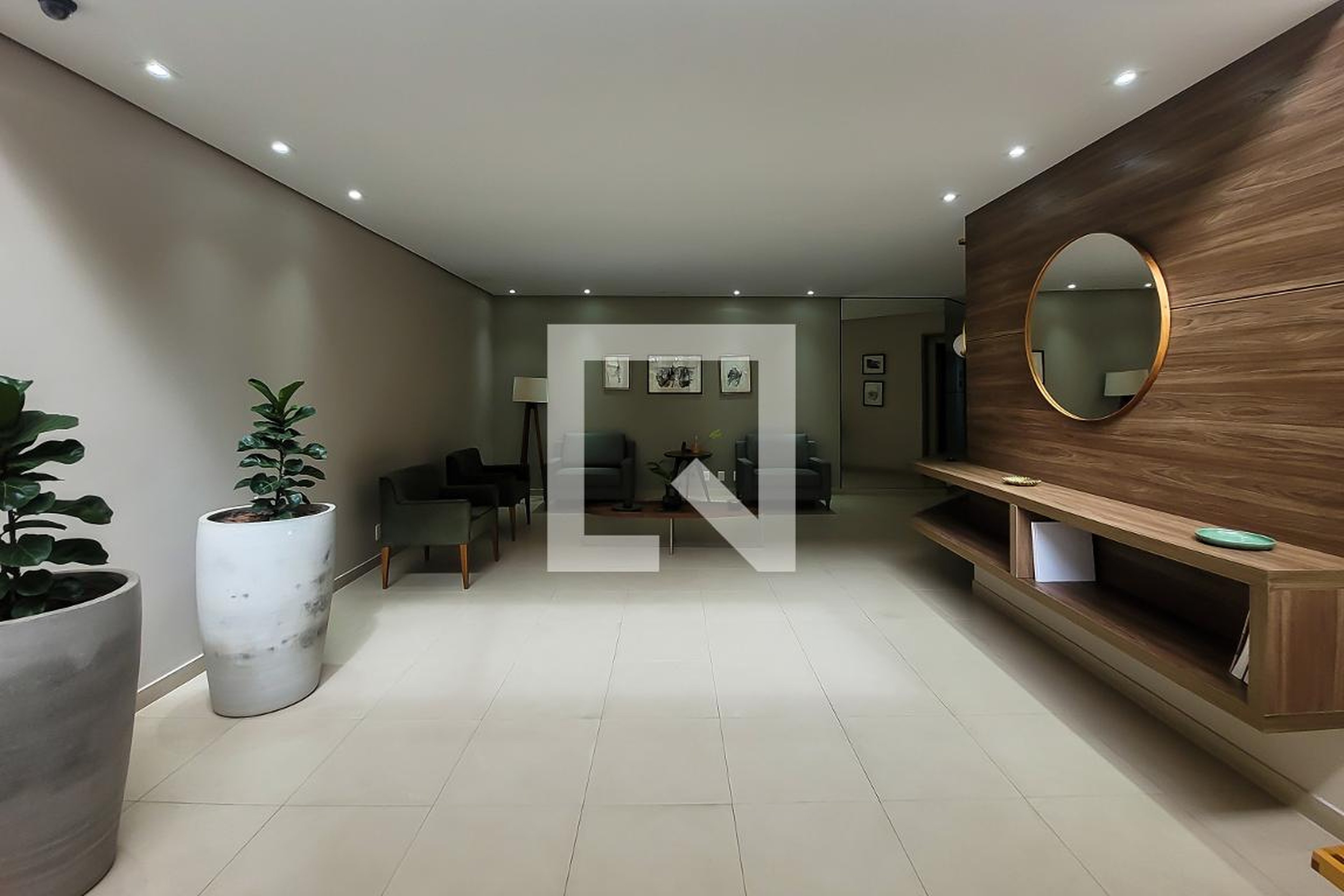 Hall - ominium Club East Side