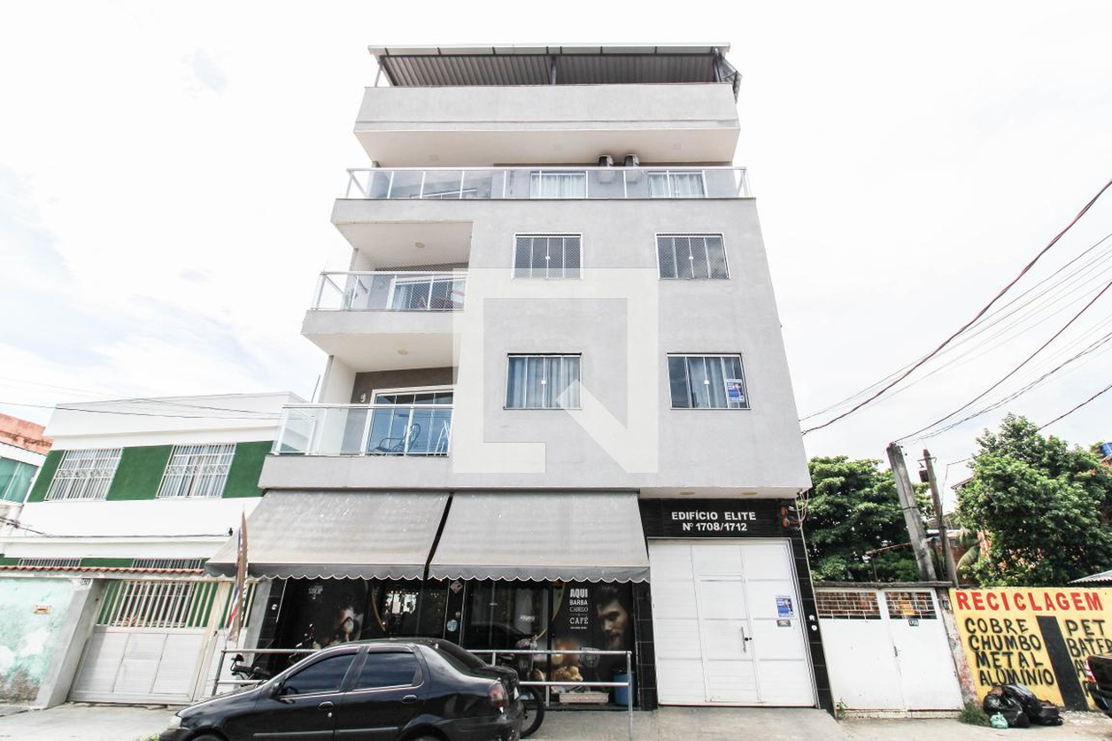 Fachada Condomínio em Rua João Evangelista de Carvalho, 1708