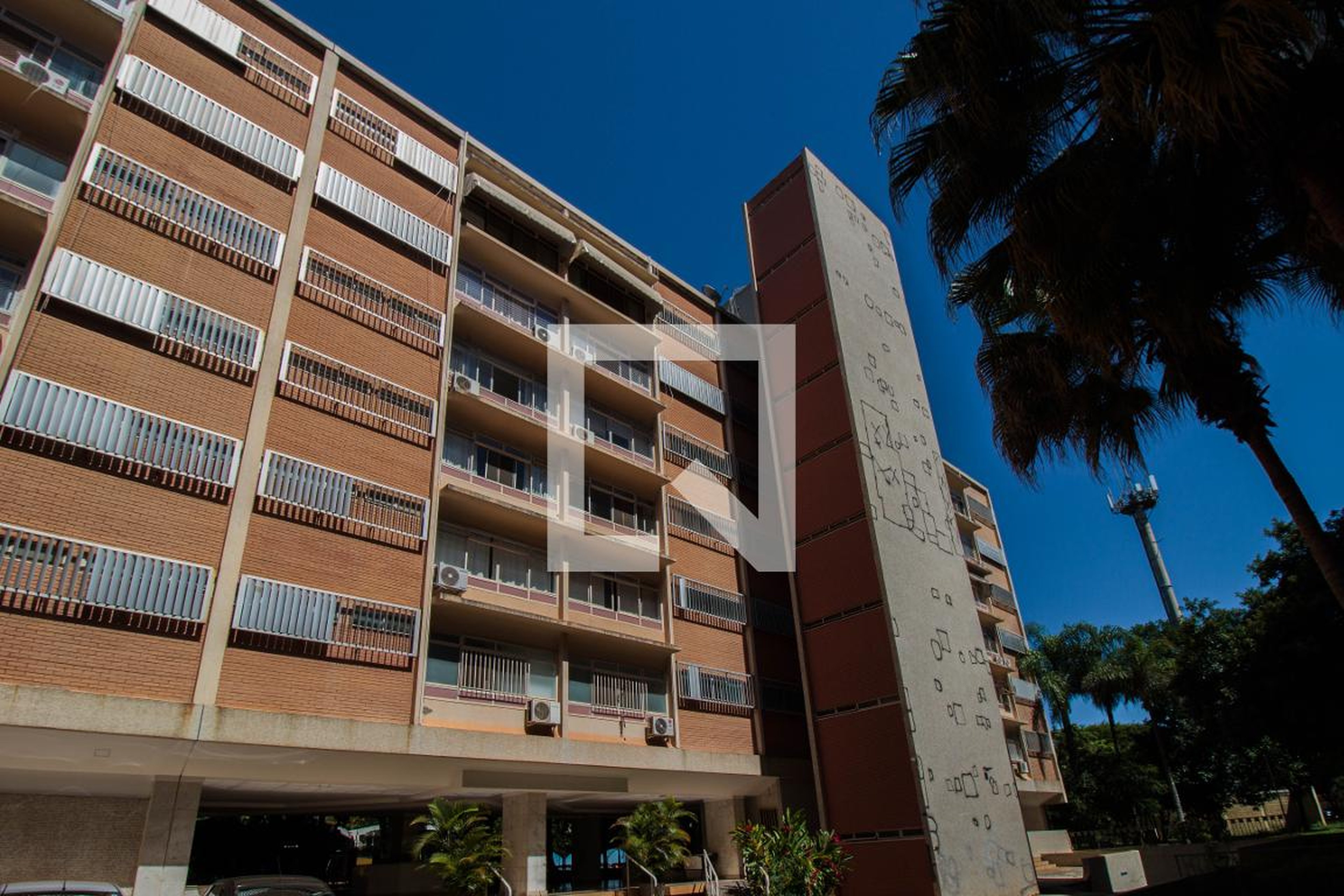 Fachada Condomínio em SHCS SQS 313 ADQ, s/n