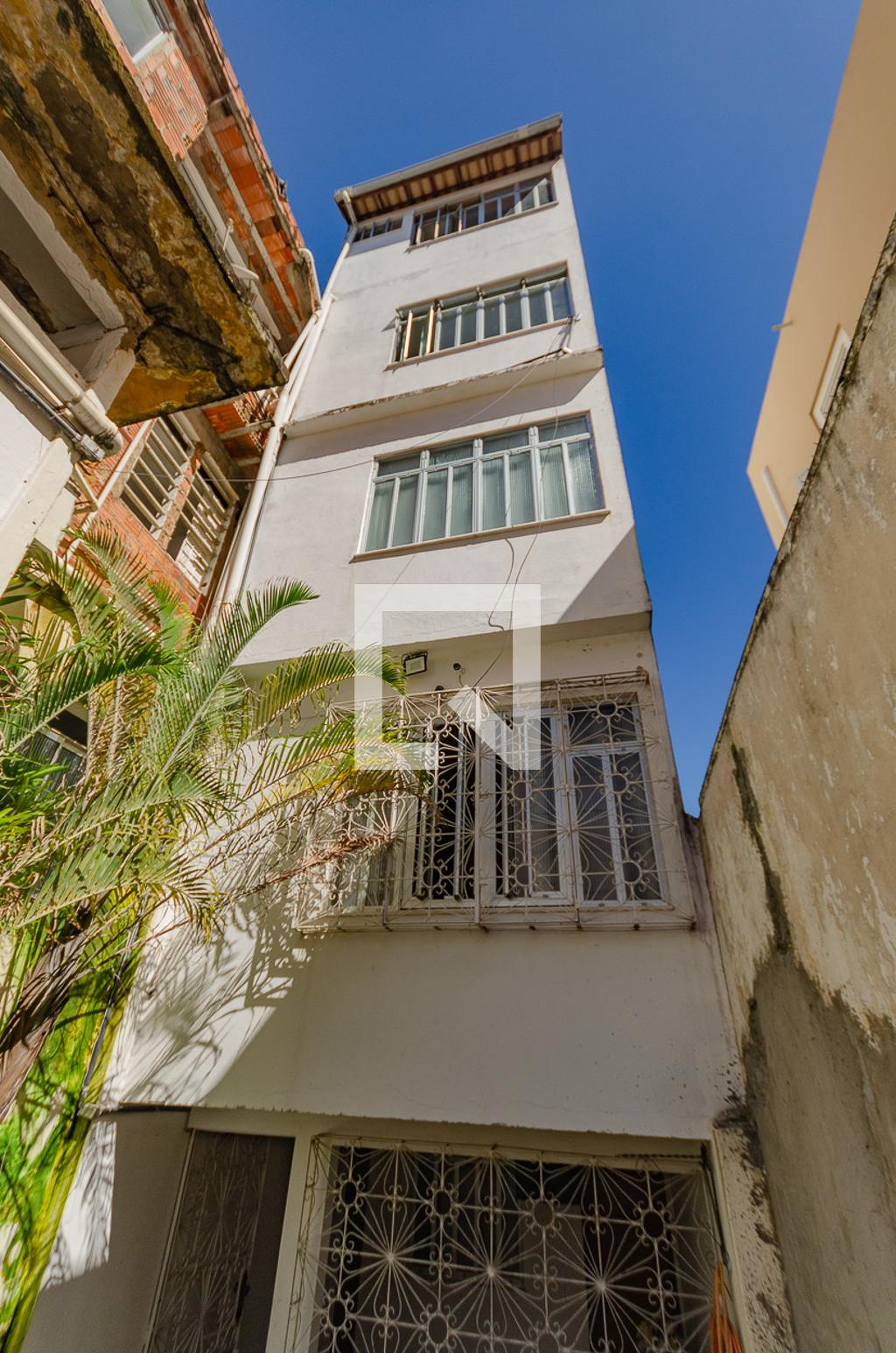 Fachada do Prédio Condomínio em Rua dos Bandeirantes, 49A