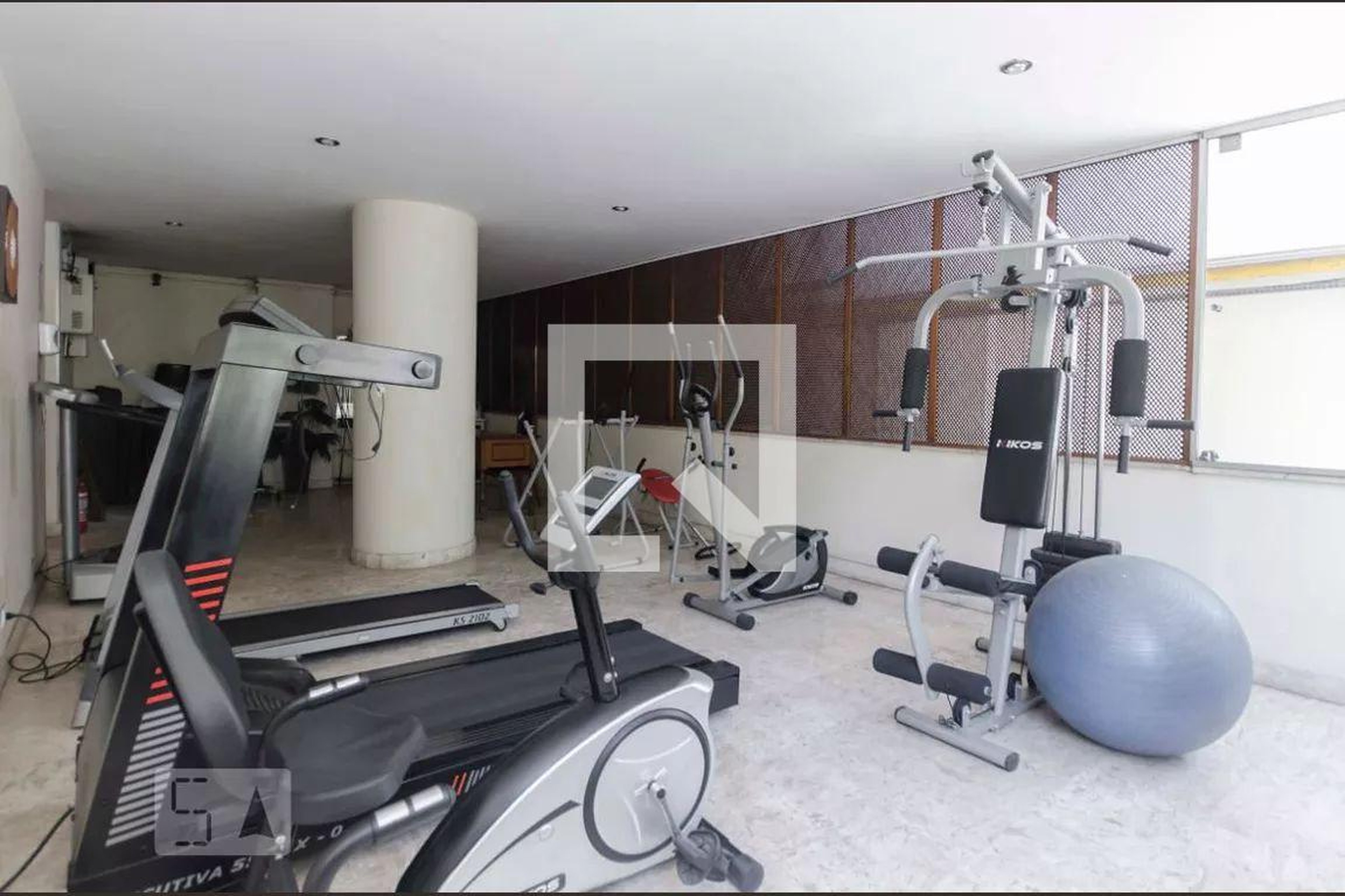 Academia - Edifício Corsega