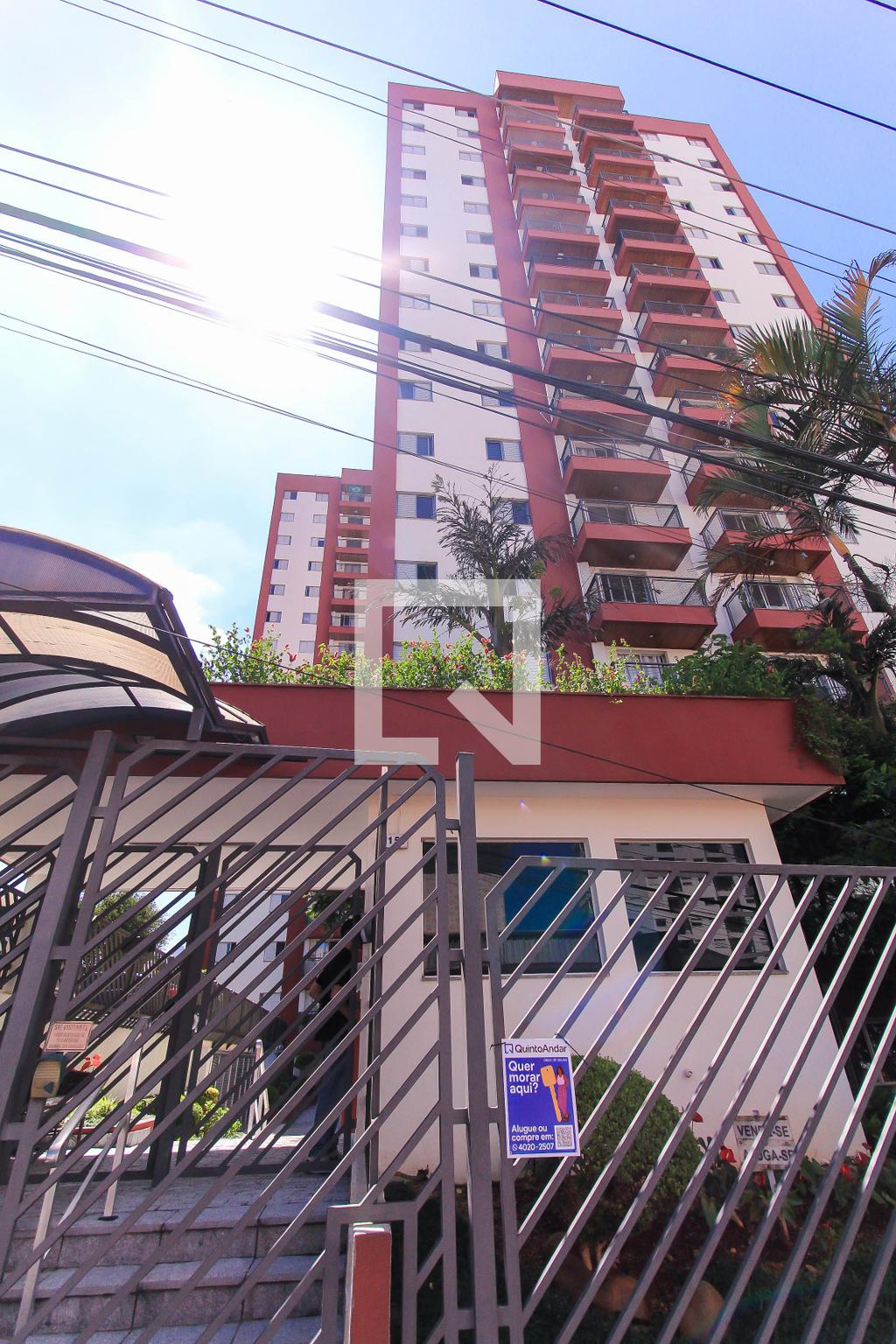 Fachada Condomínio em Rua Bom Jesus, 1152