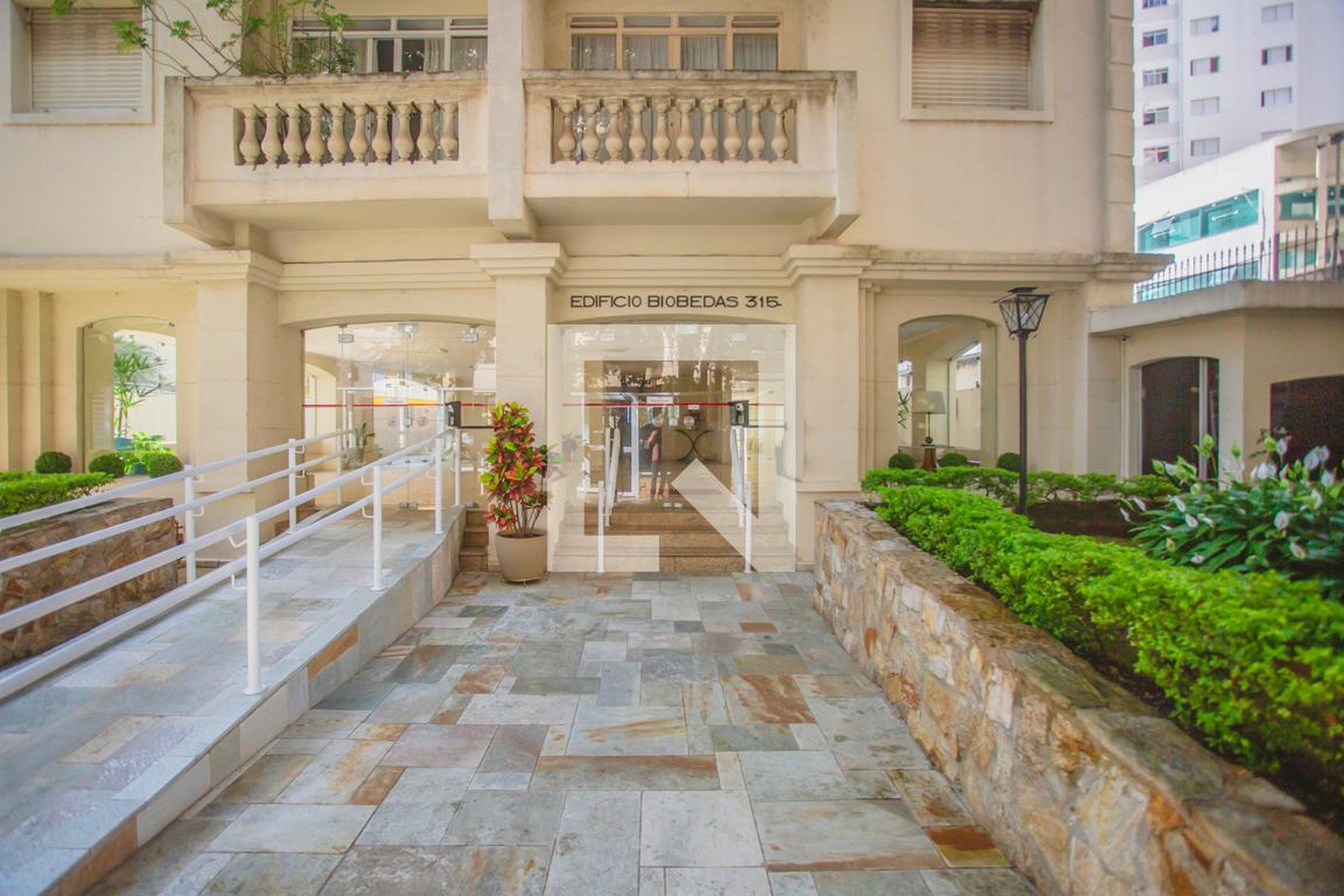 Hall de Entrada - Biobedas