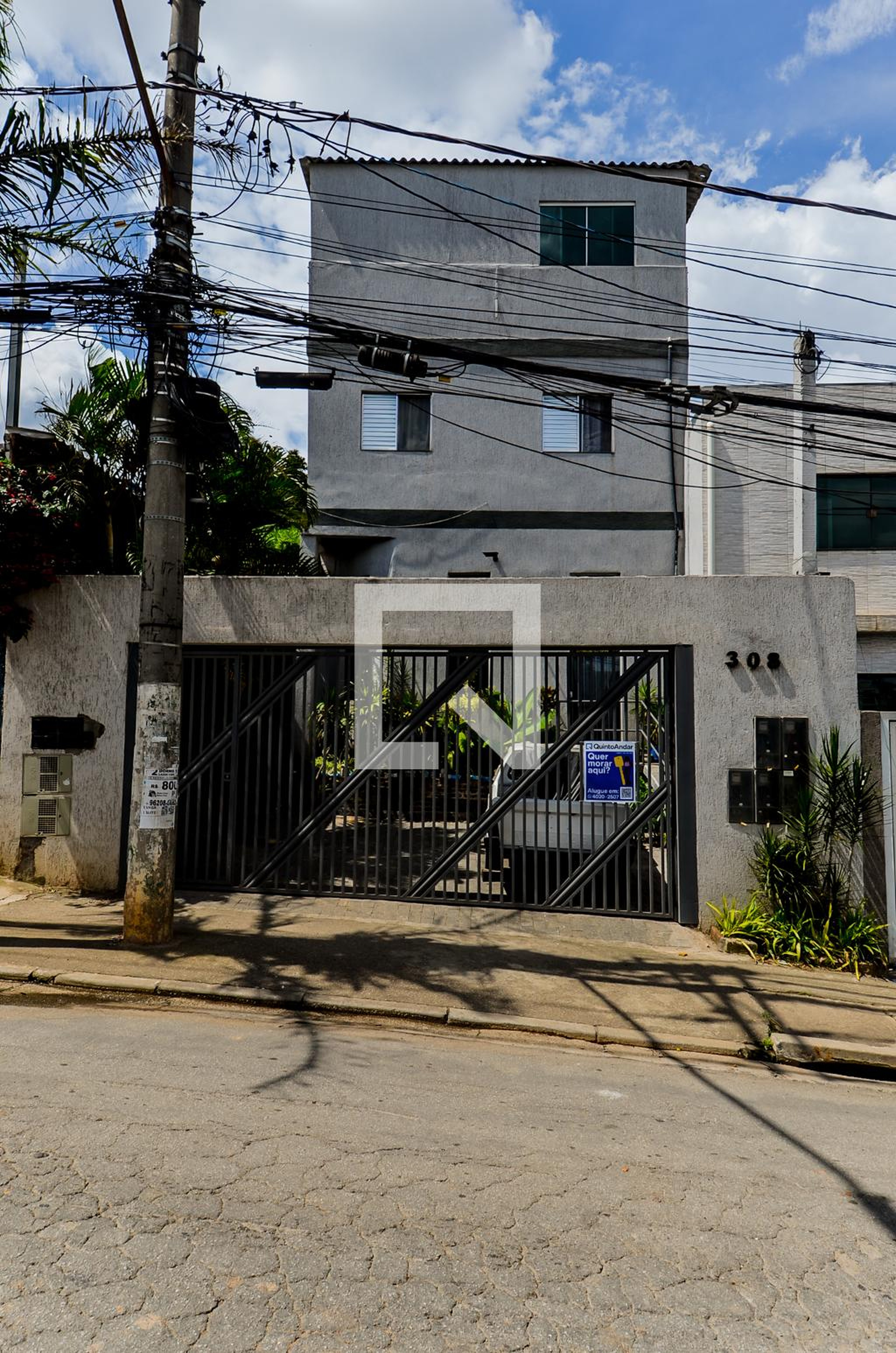 Fachada do Prédio Condomínio em Avenida Otávio Braga de Mesquita, 308