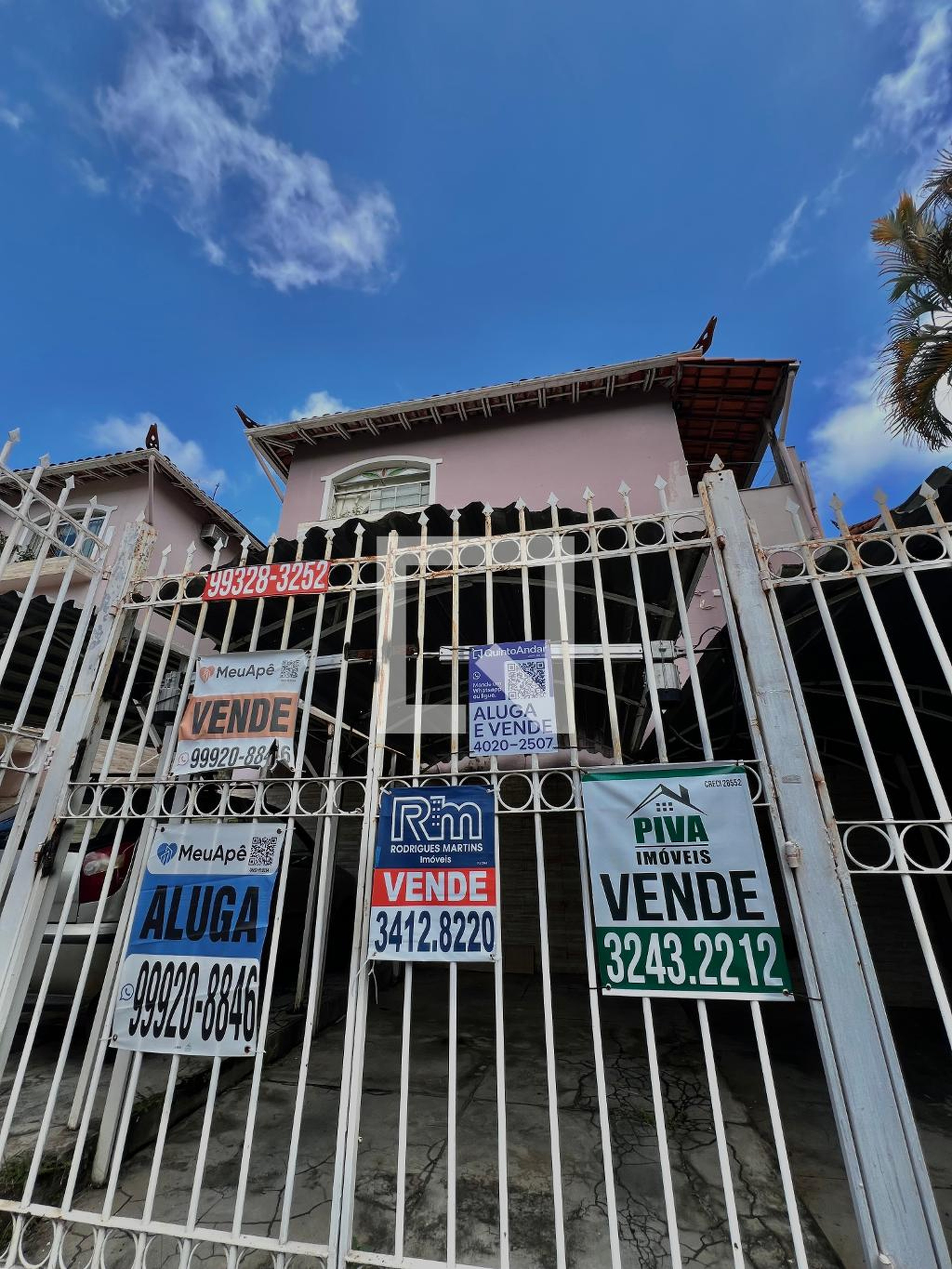 Fachada Condomínio em Rua da Rolinha, 45
