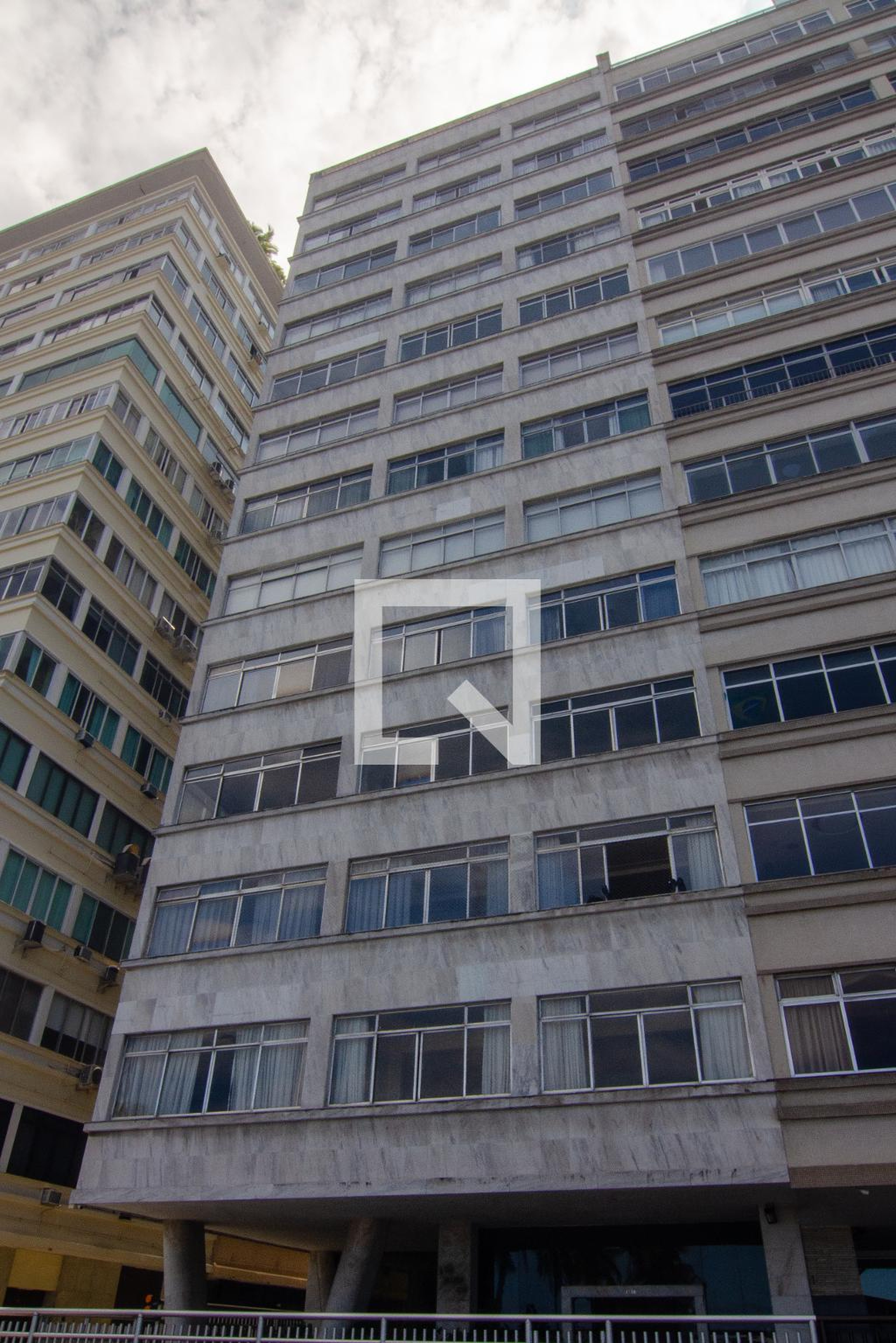 Fachada Condomínio Queen Victoria