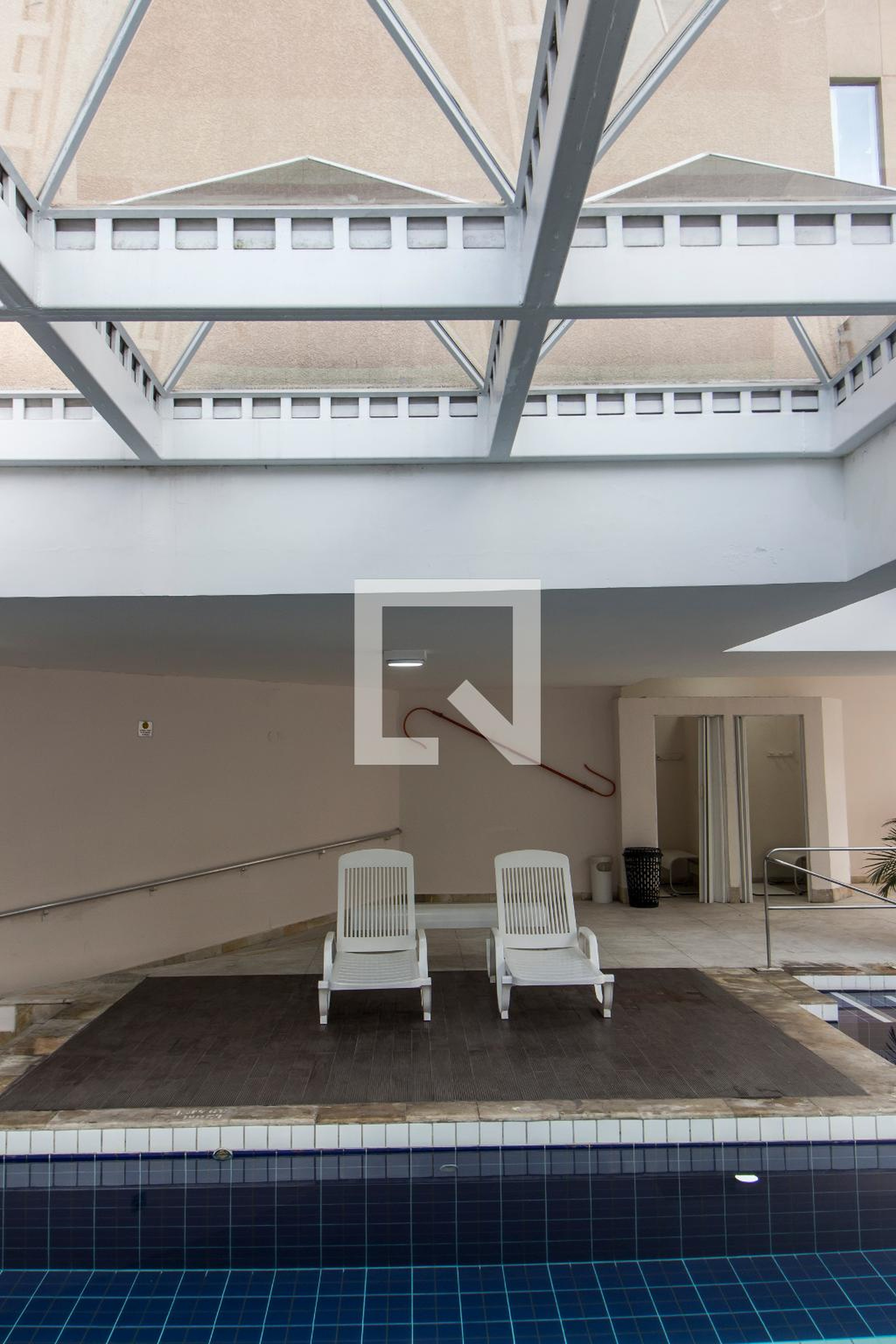 Piscina - Comfort Suites Alphaville