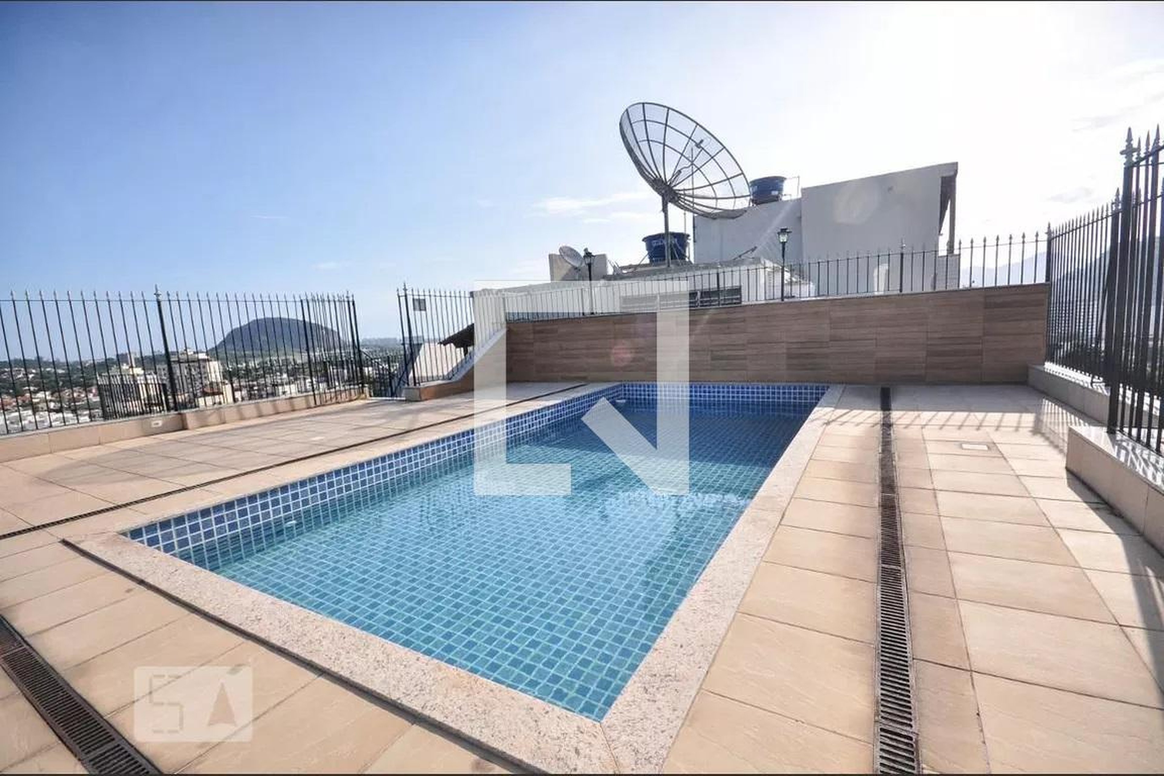 Piscina - Mont Martre