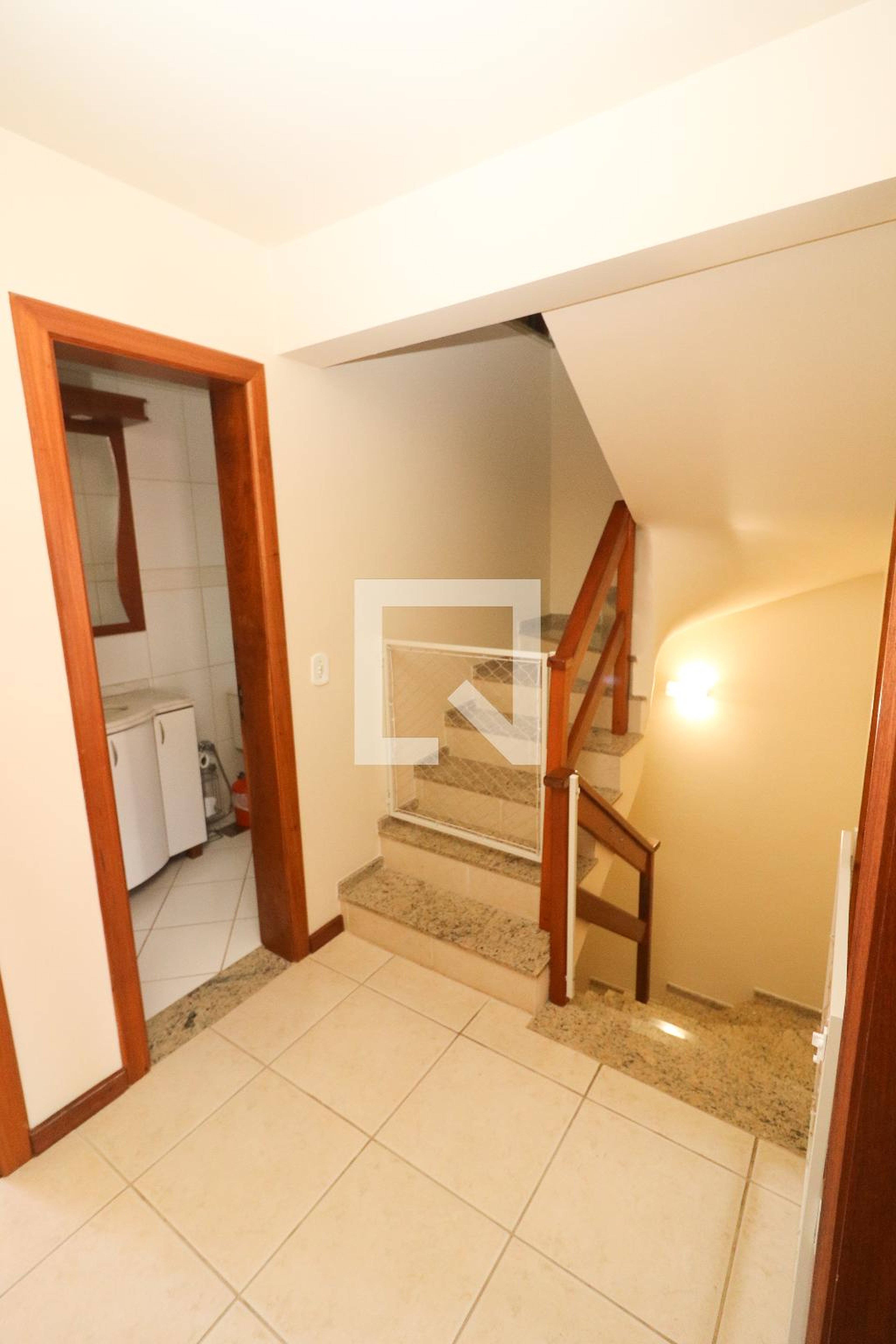 Hall - Landel de Moura
