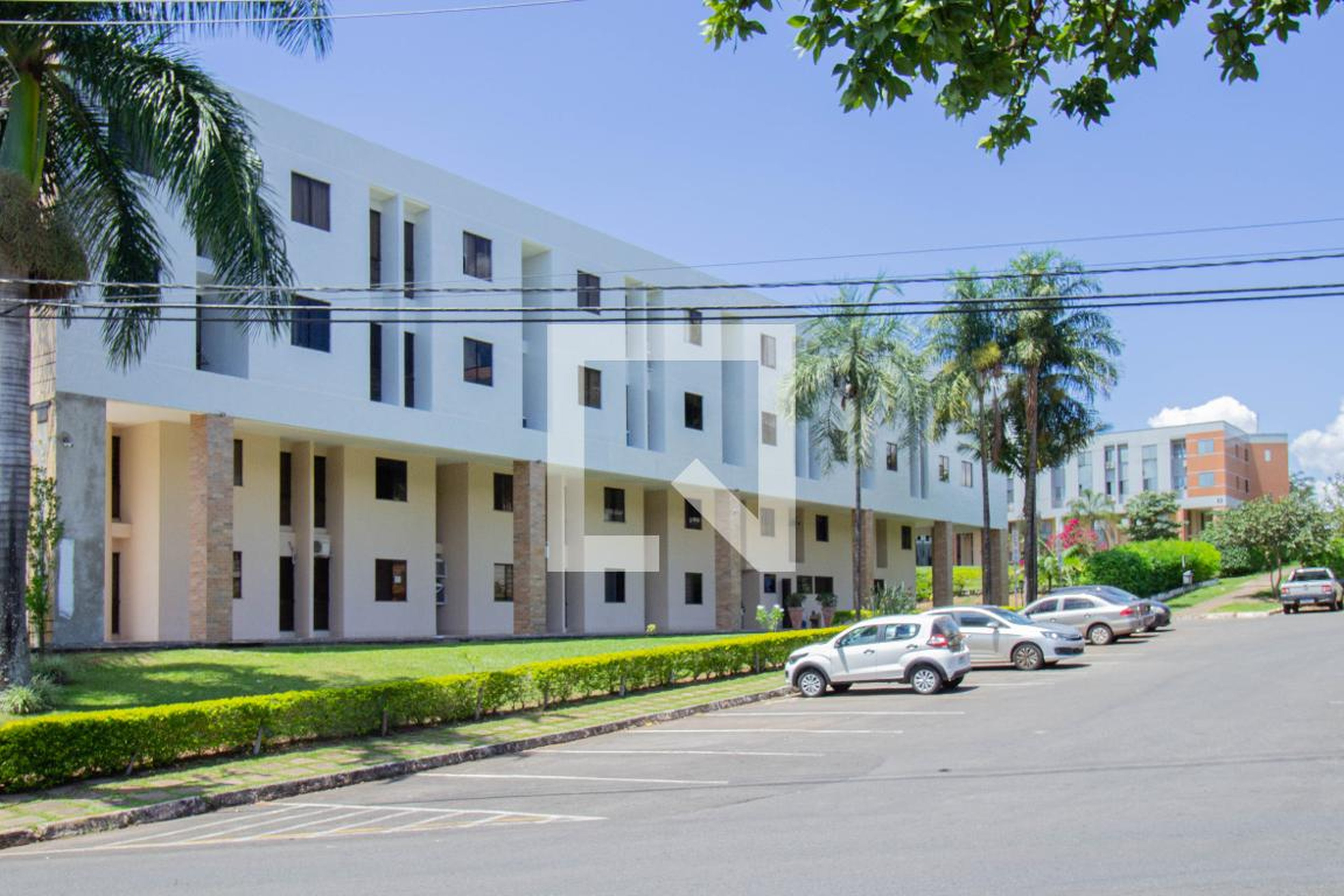 Fachada Condomínio Maison do Lago