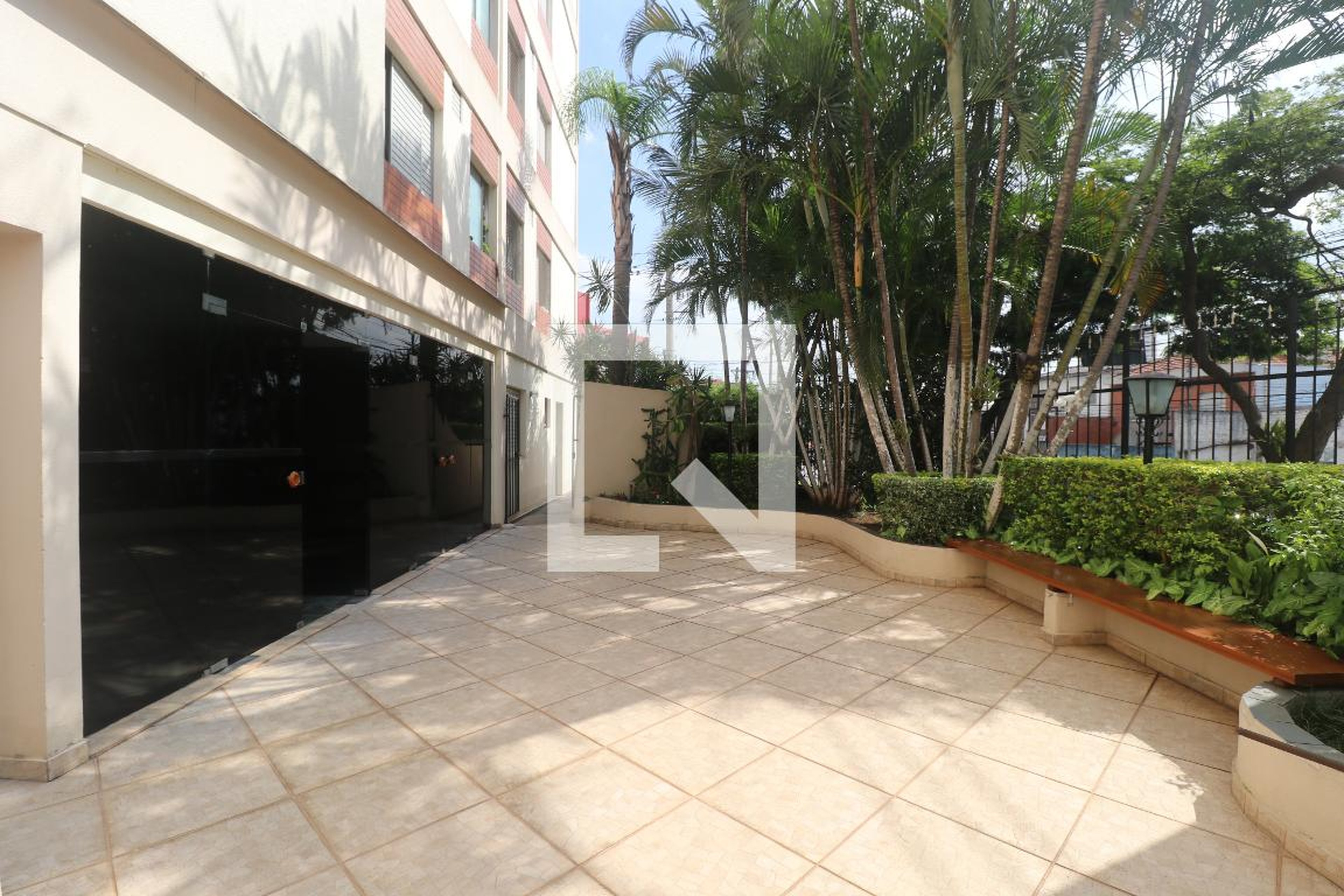 Área Externa - Edifício Eva Serson