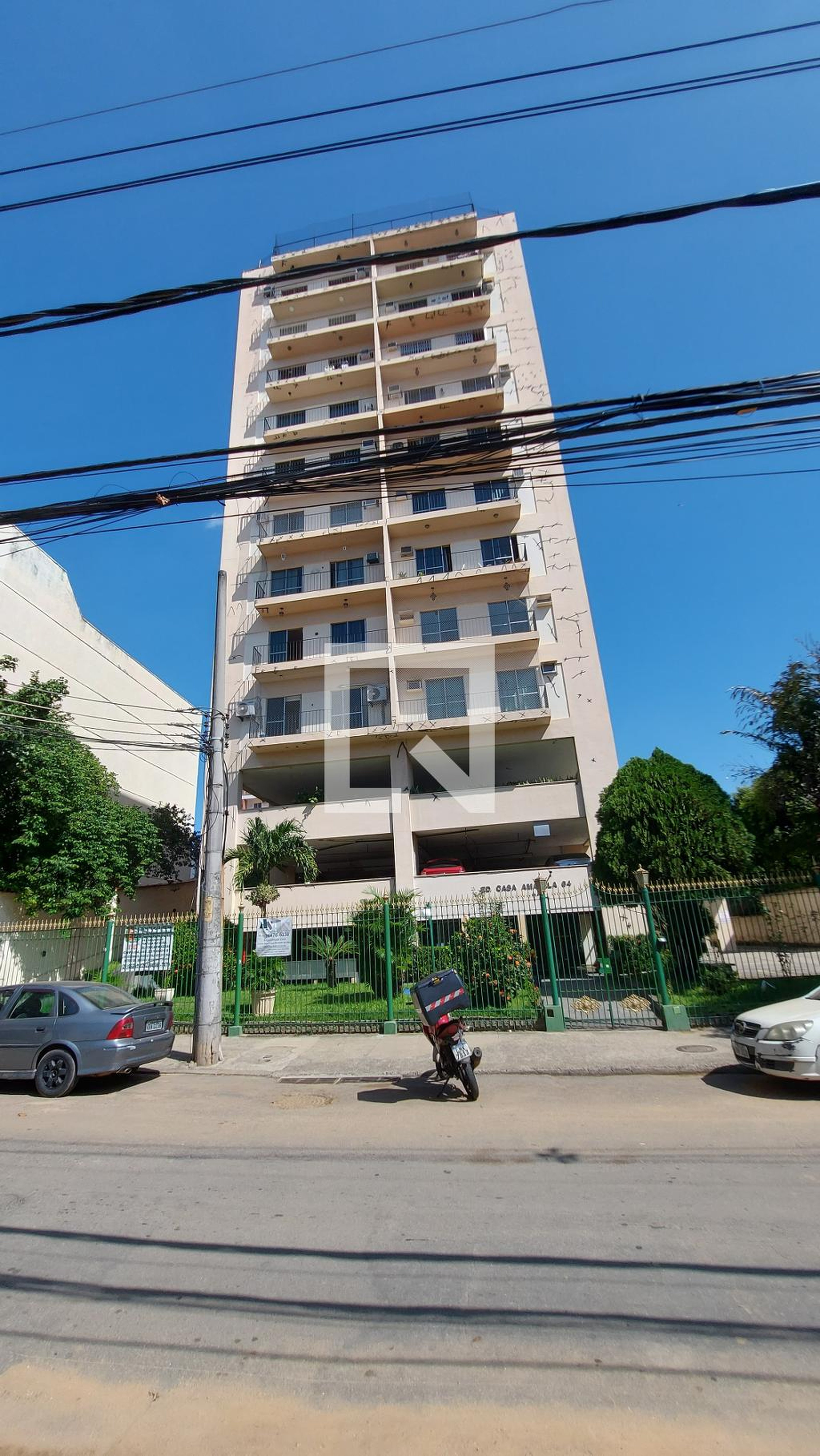 Fachada do Prédio Edifício Casa Amarela