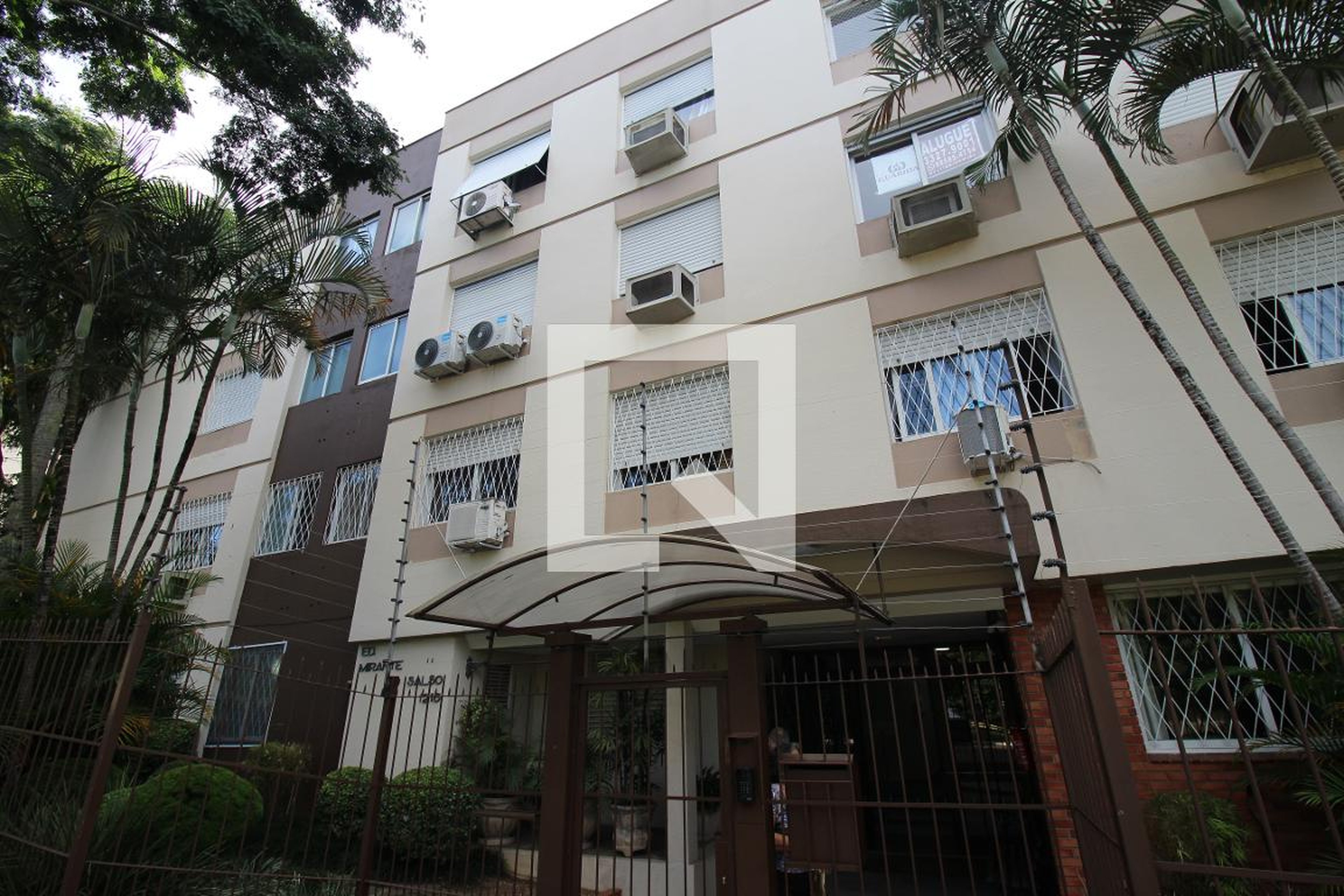 Fachada do Prédio Condomínio Mirante do Salso