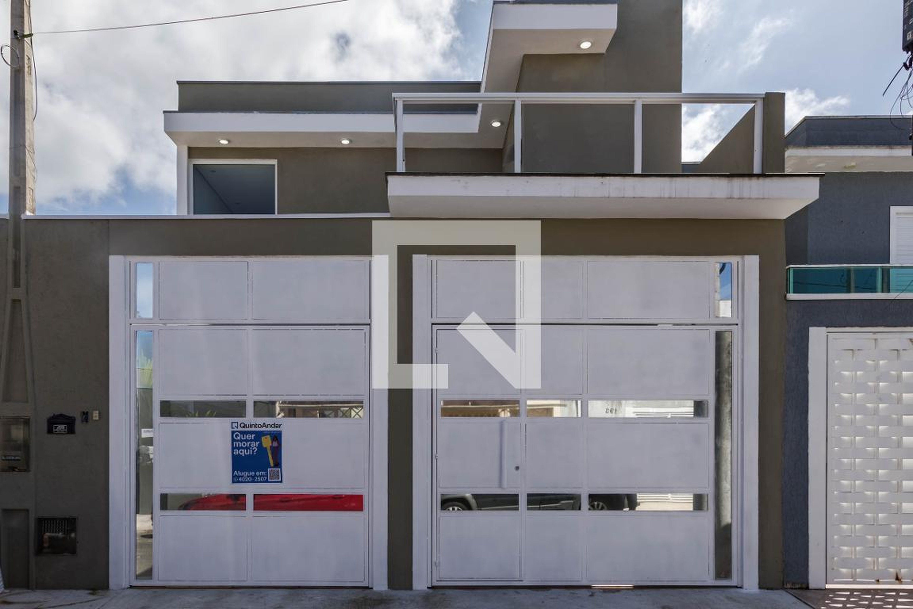 Fachada Condomínio em Rua Moacyr de Souza Filho, 204