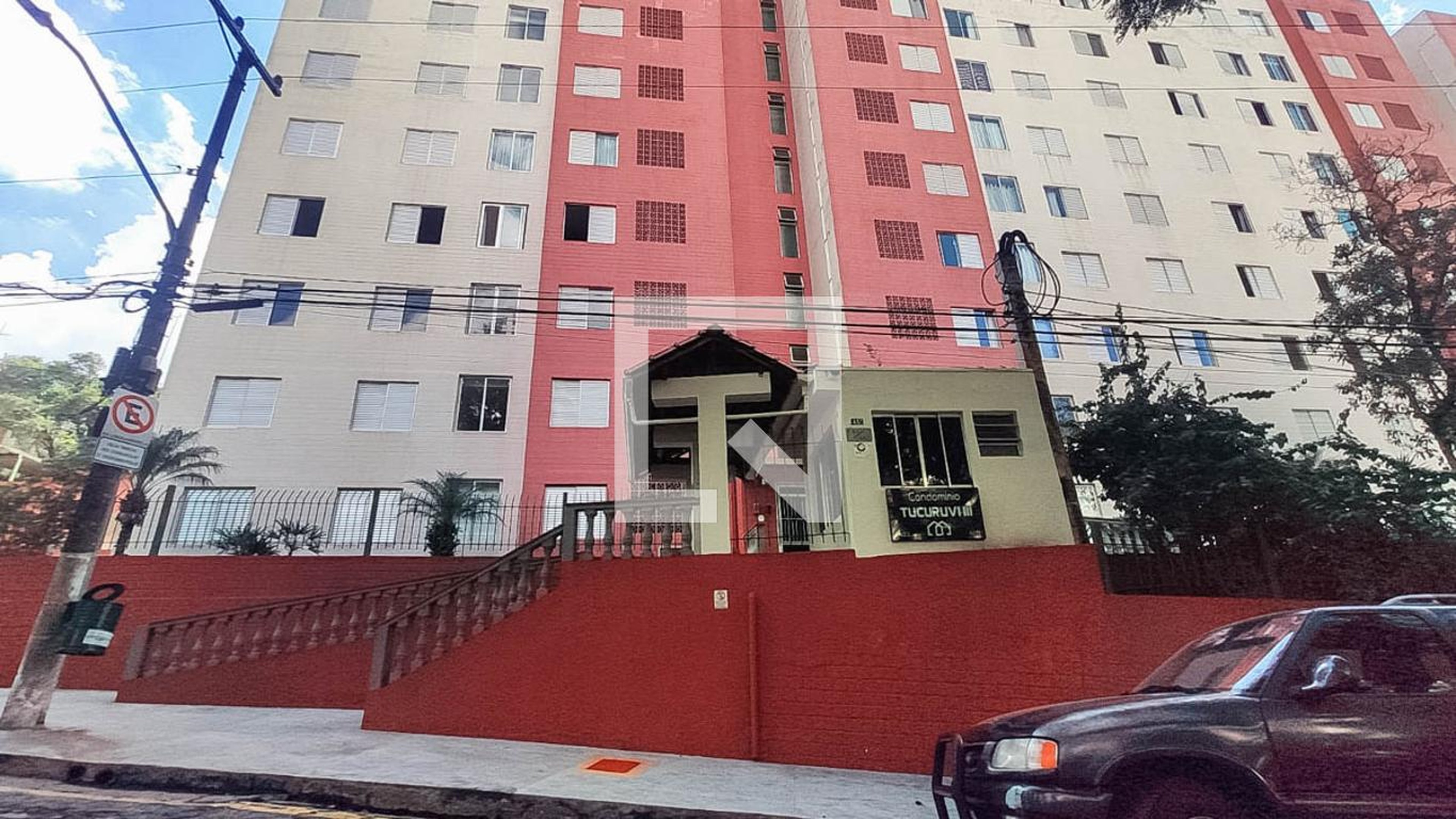 Fachada do condomínio Edifício Tucuruvi III