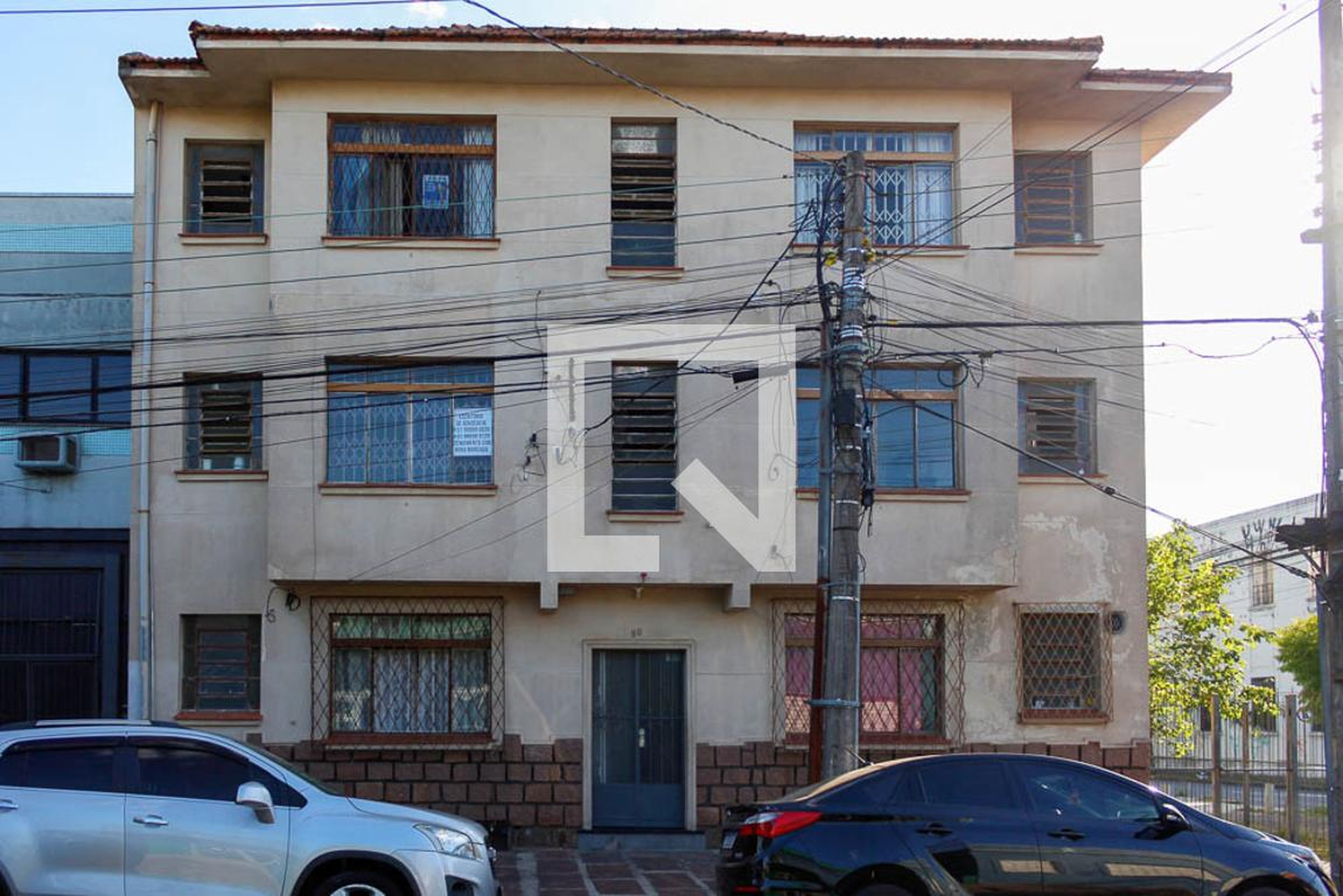 Fachada do Prédio Condomínio em Rua Buarque de Macedo, 90