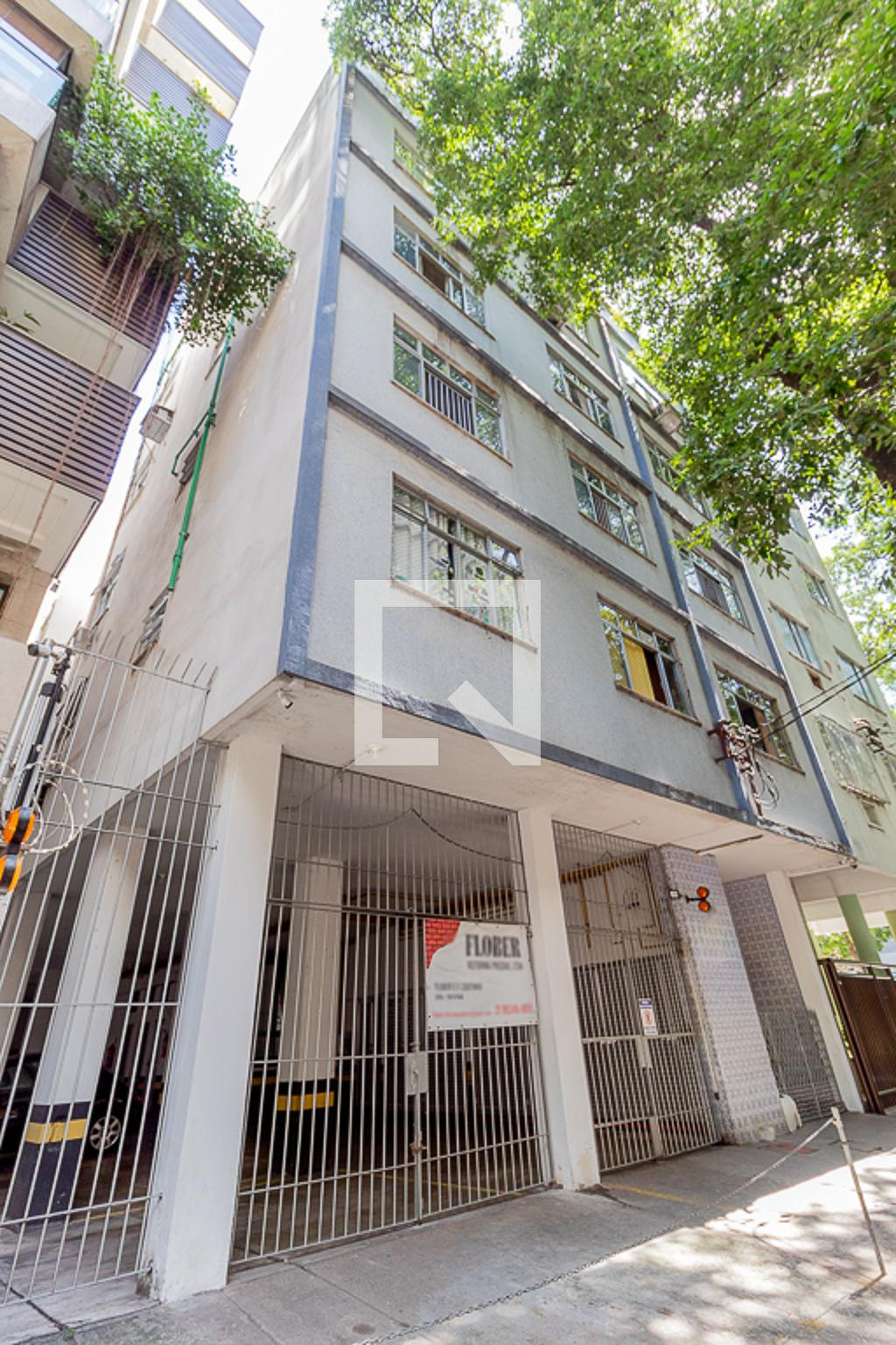 Fachada Edificio Jequi-rica