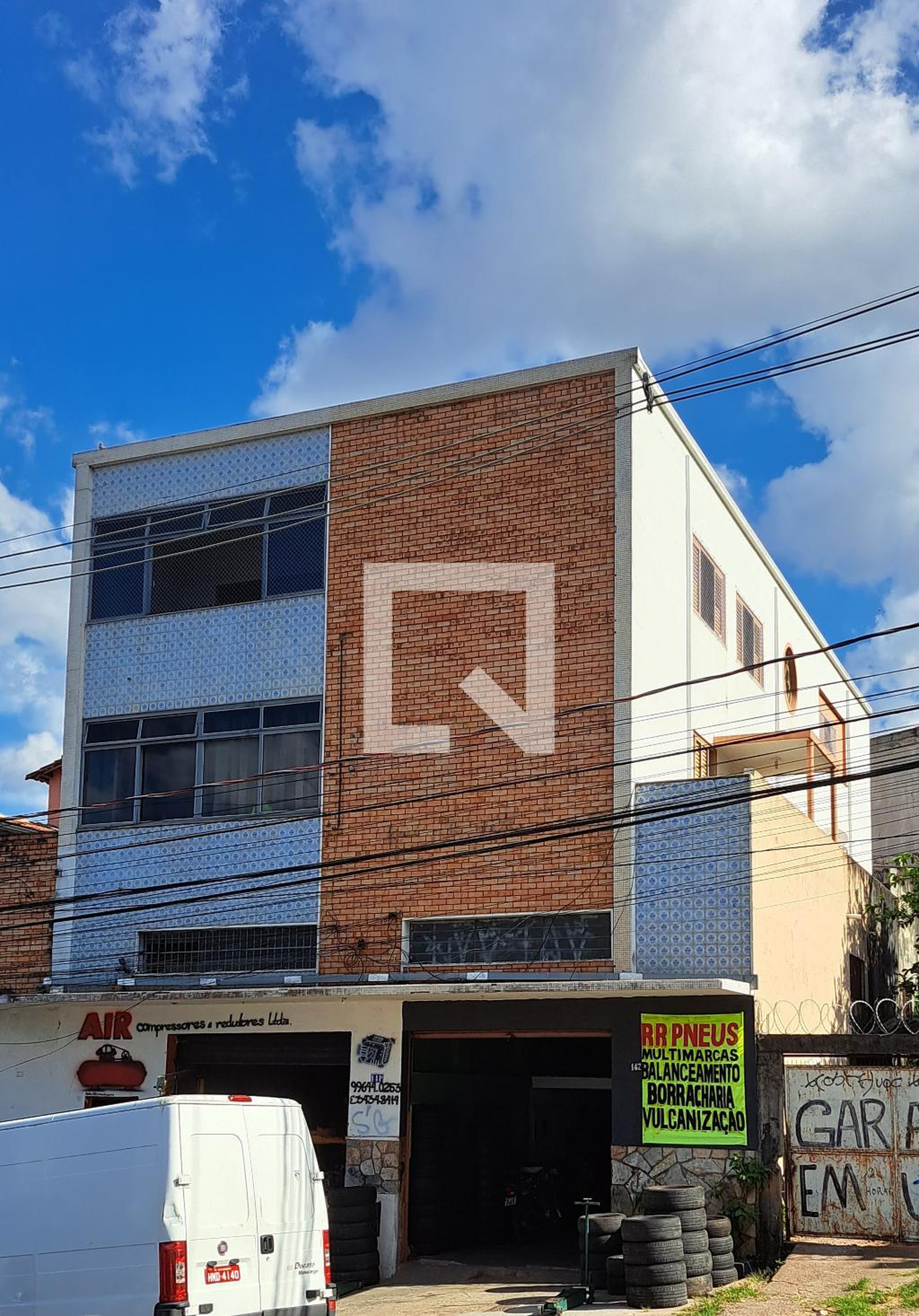 Fachada Condomínio em Avenida Manoel Gomes, 141