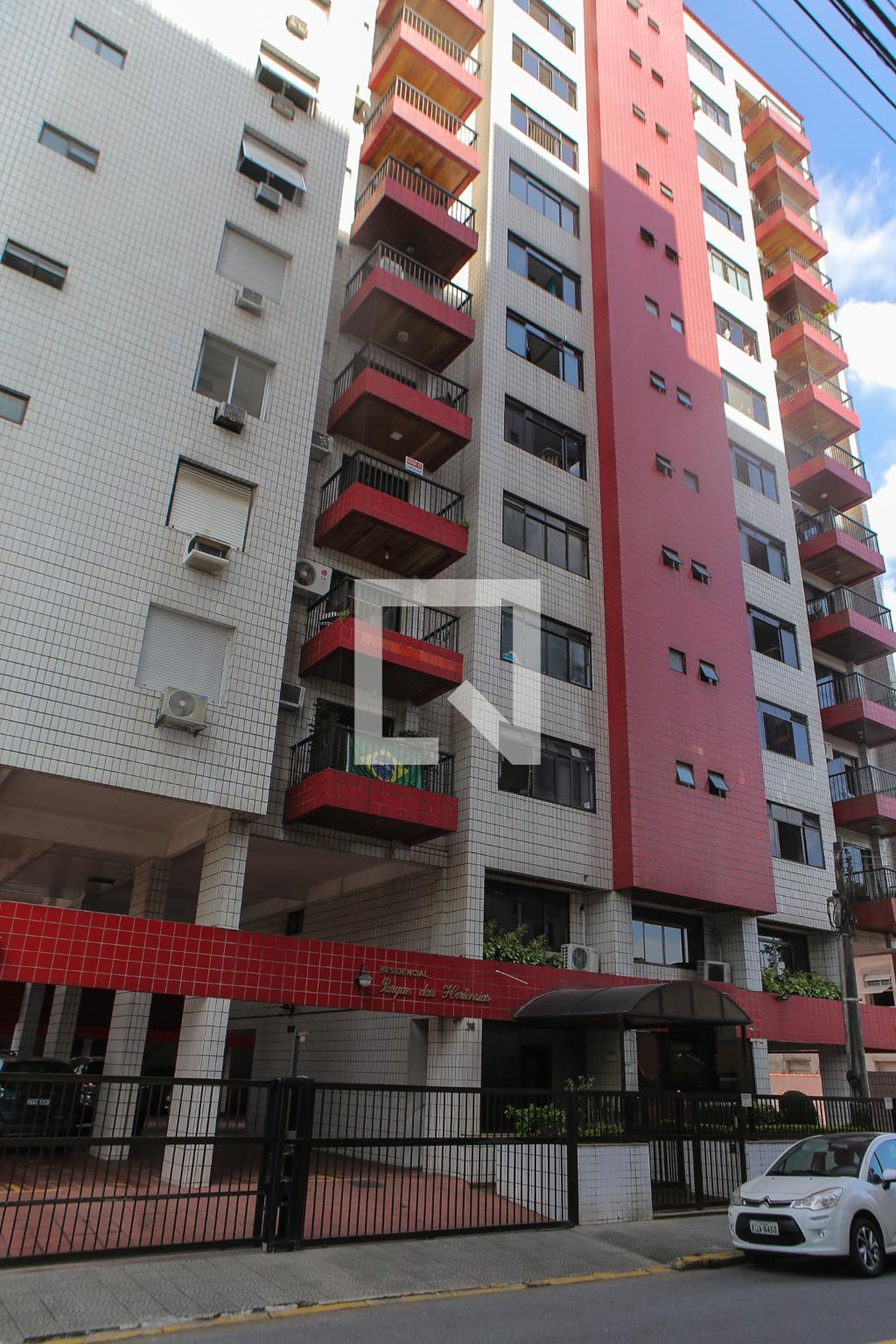 Fachada Condomínio Parques Das Hortências