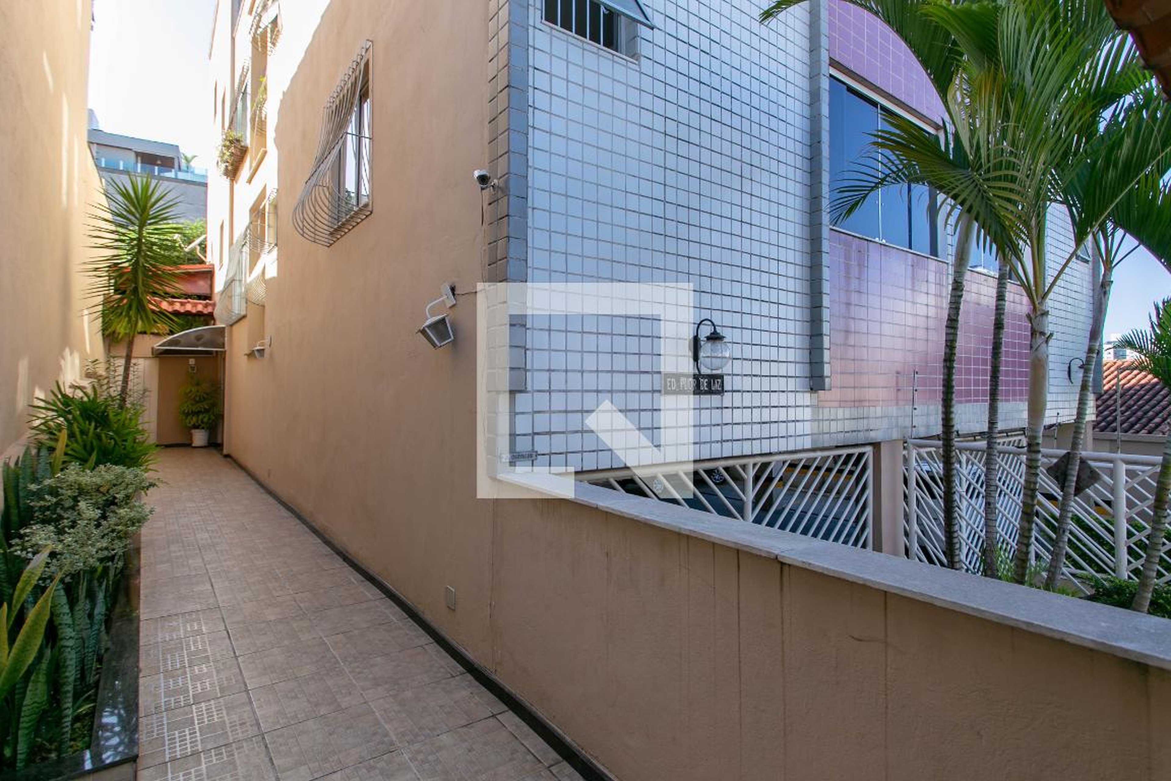 Entrada - Edifício Flor de Liz