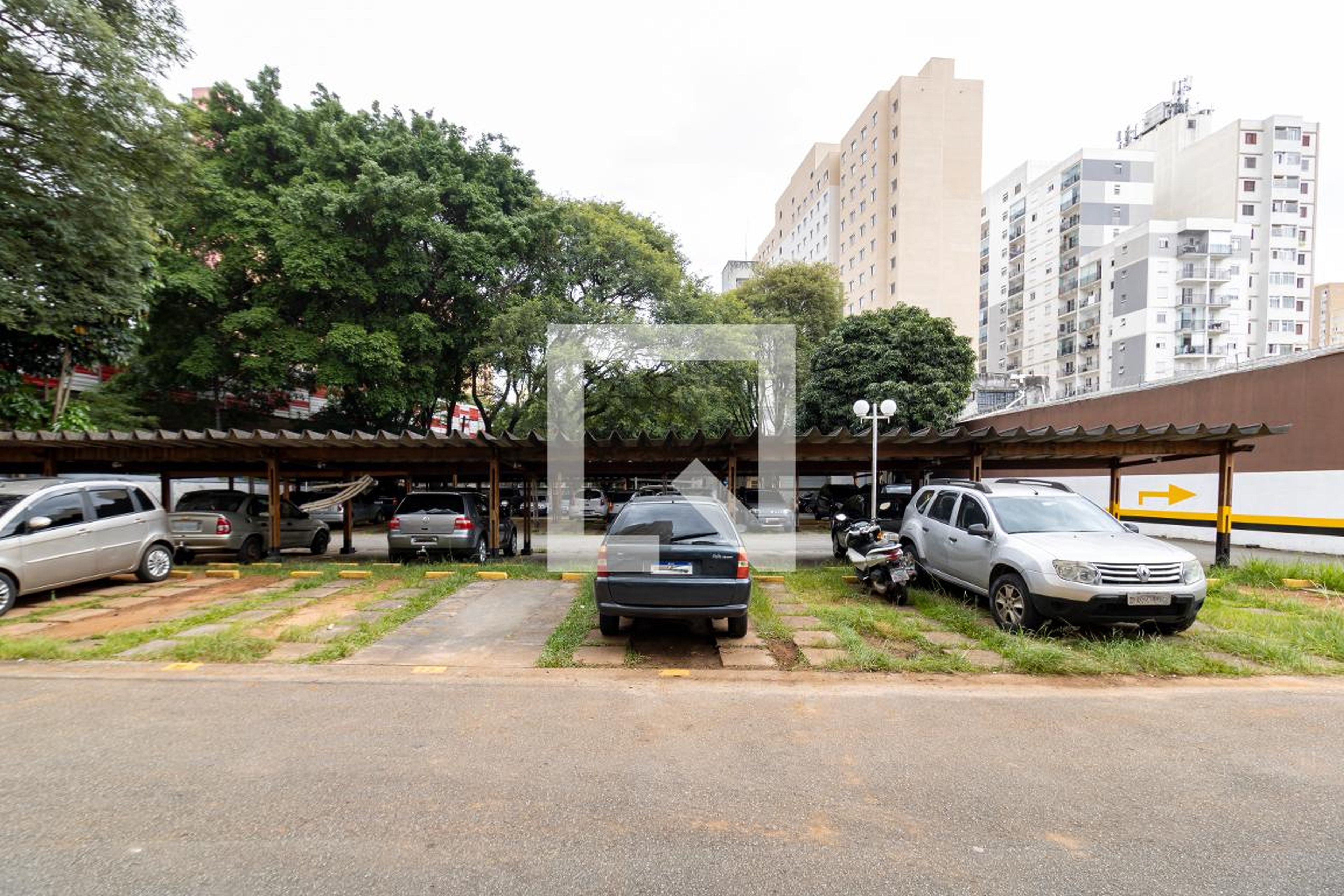 Estacionamento - Edificio  villa casteli