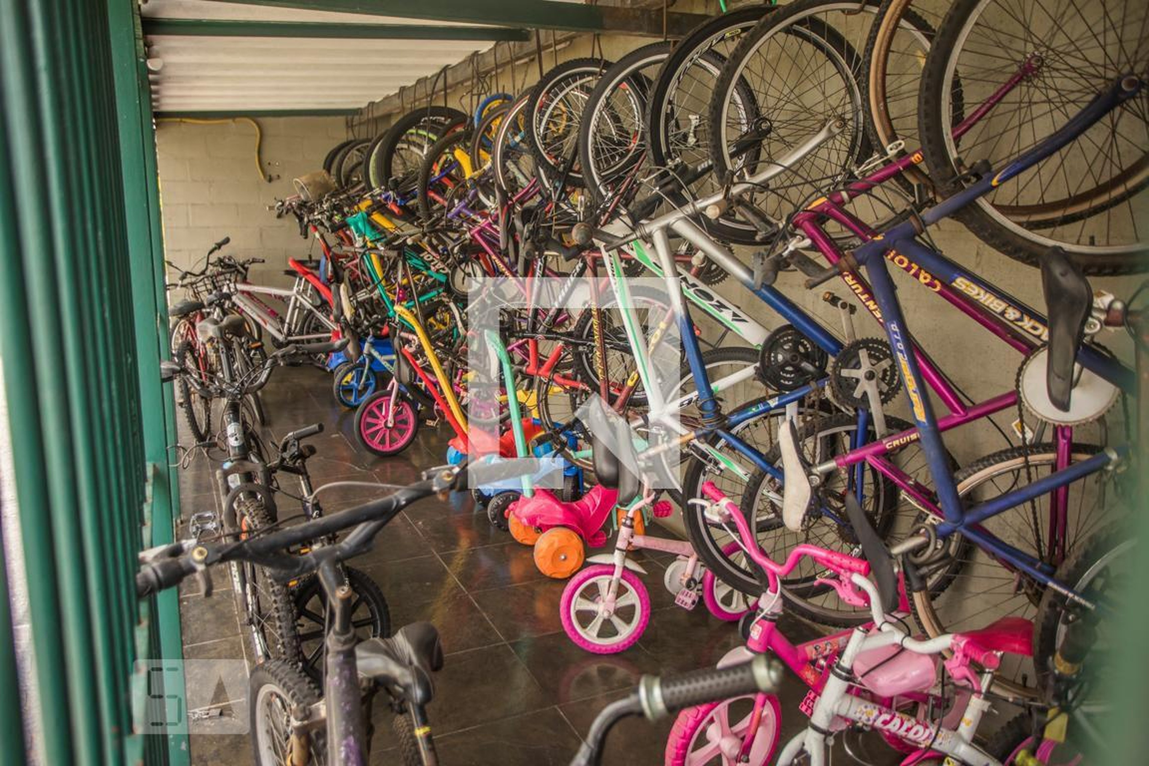 Bicicletario - Lê Breton