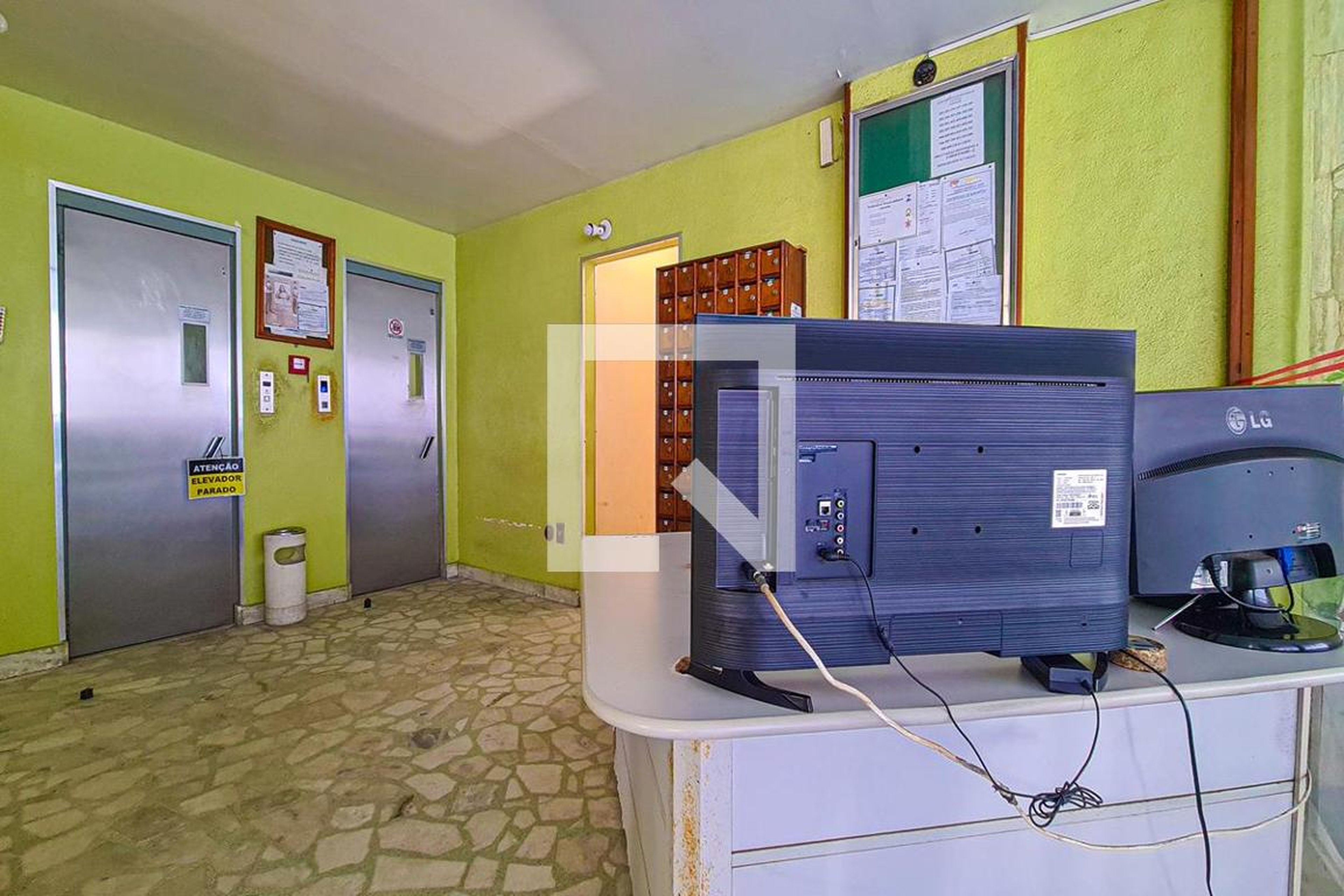 Hall social - Edifício Santa Marta