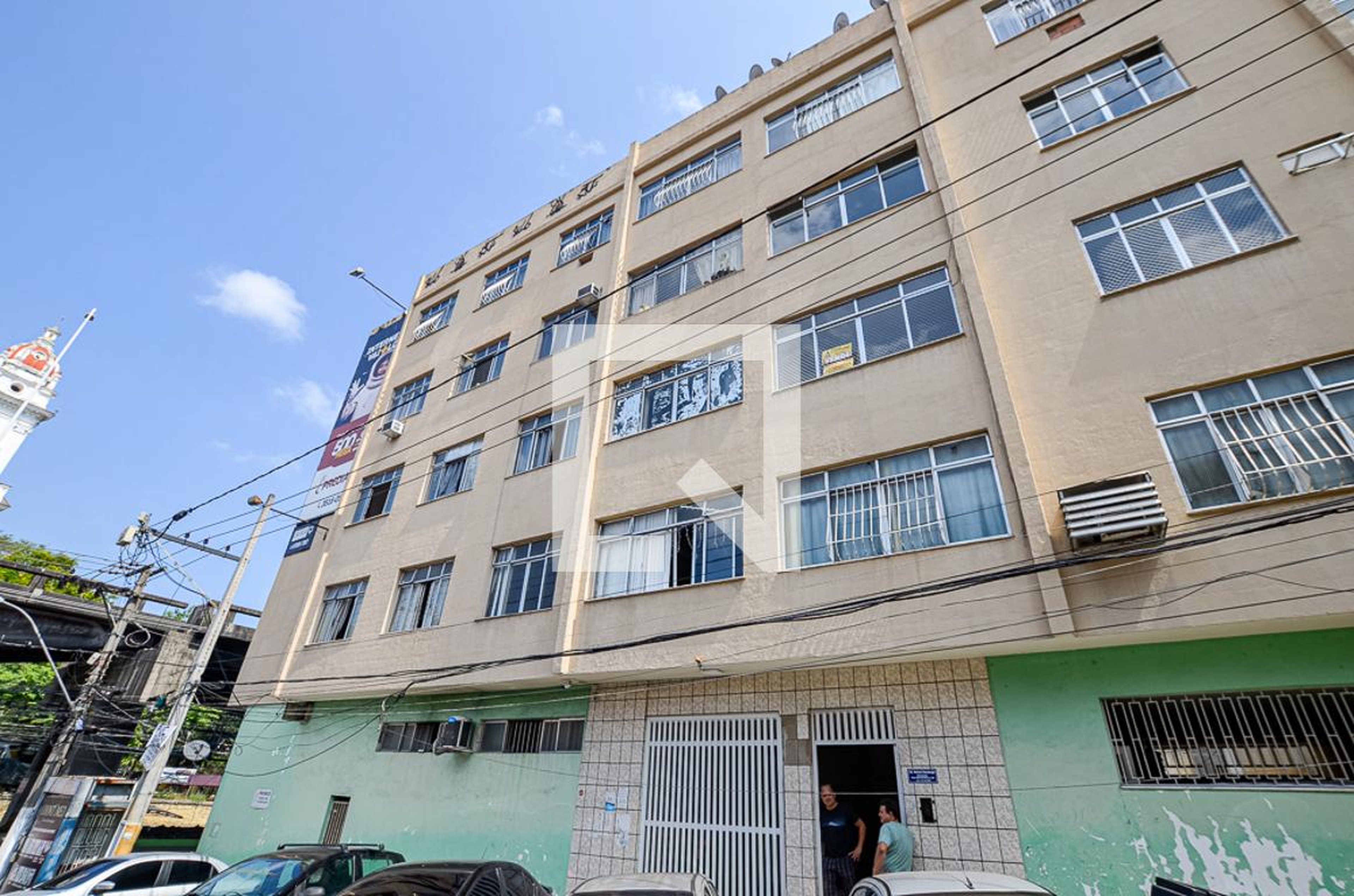 Fachada Condomínio em Alameda São Boaventura, 19