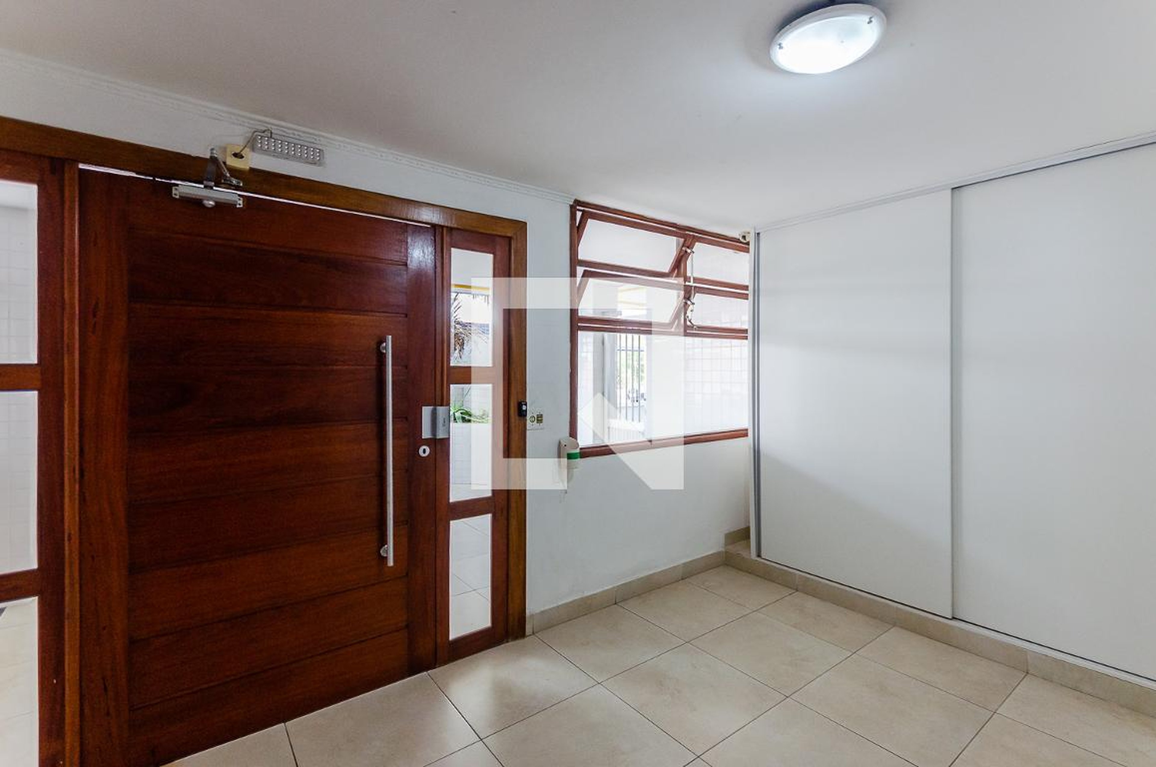 Hall de entrada - Edifício Paranaguá