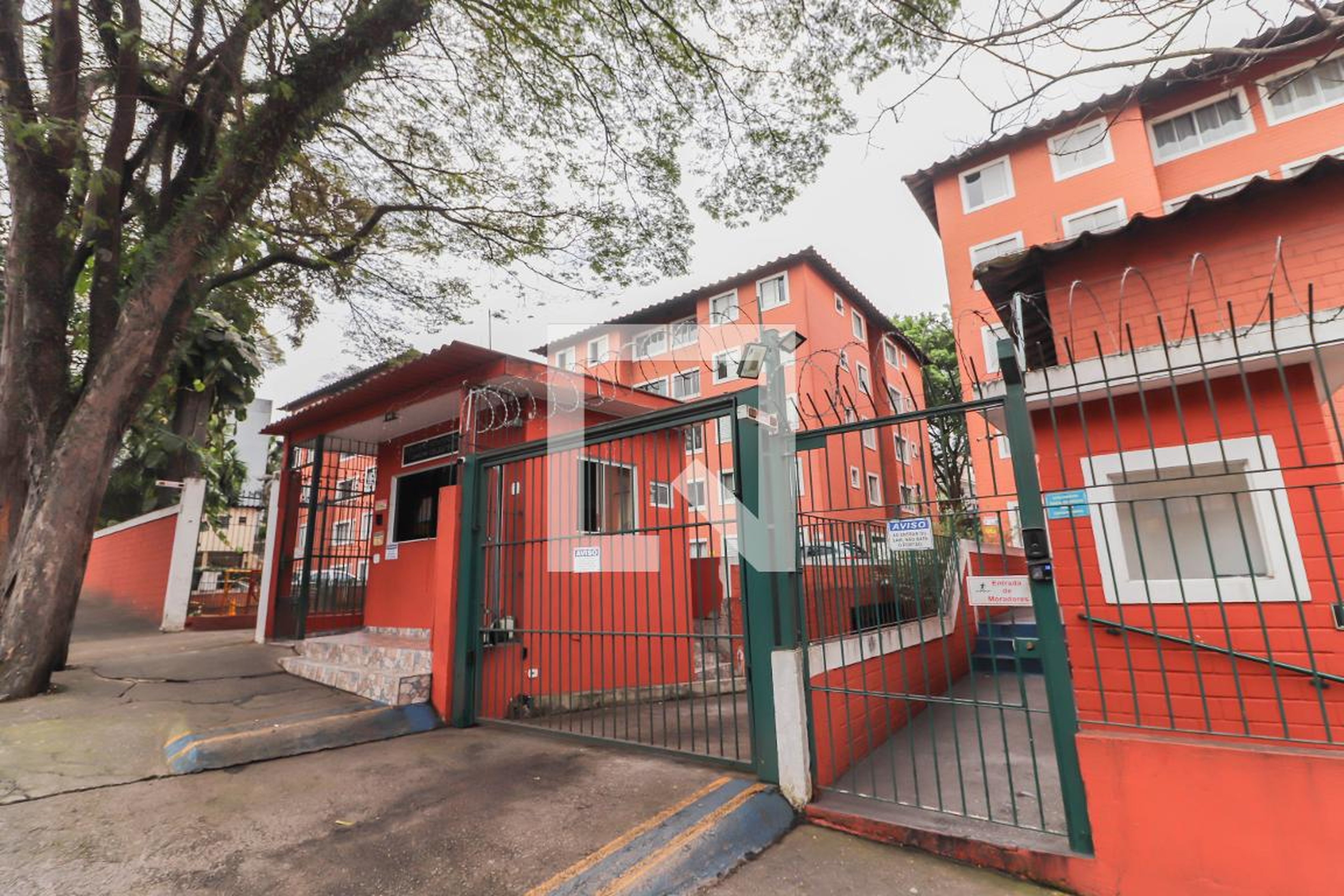 Fachada do Condomínio Condomínio Conjunto Residencial Jardim Celeste