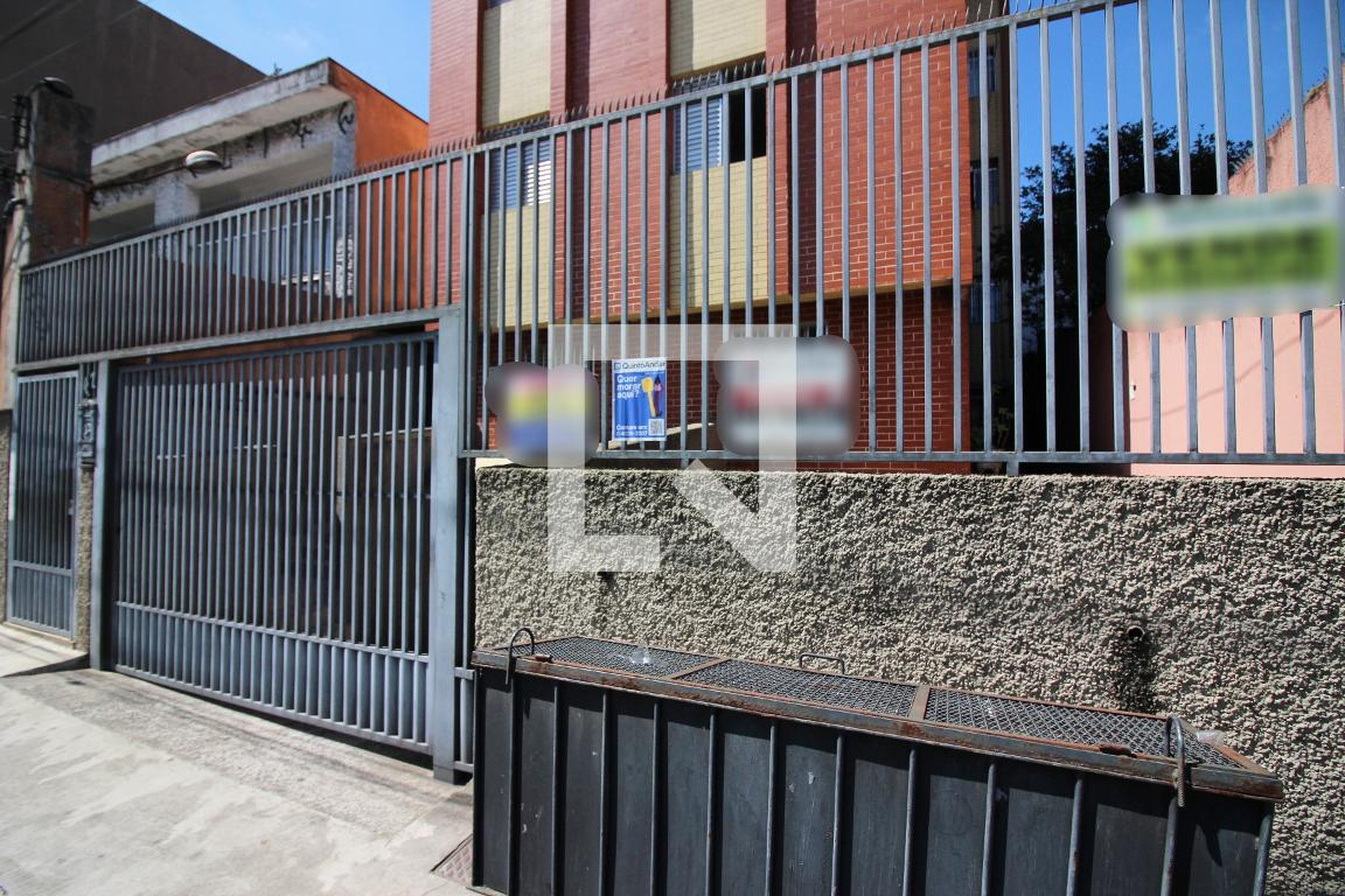 Fachada Condomínio em R. Caetano Zanela, 47