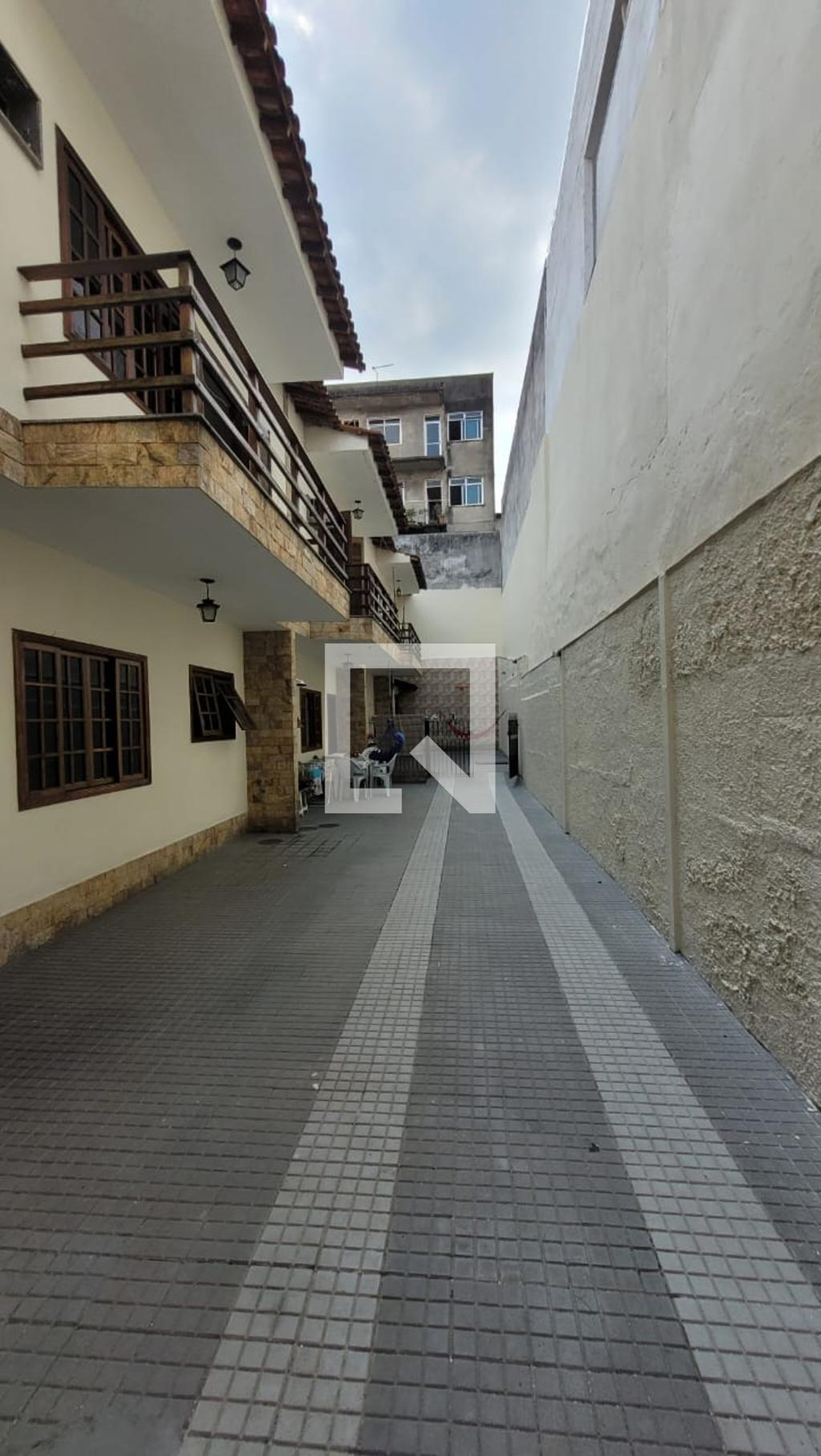 Fachada Condomínio em Travessa da Prosperidade, 60