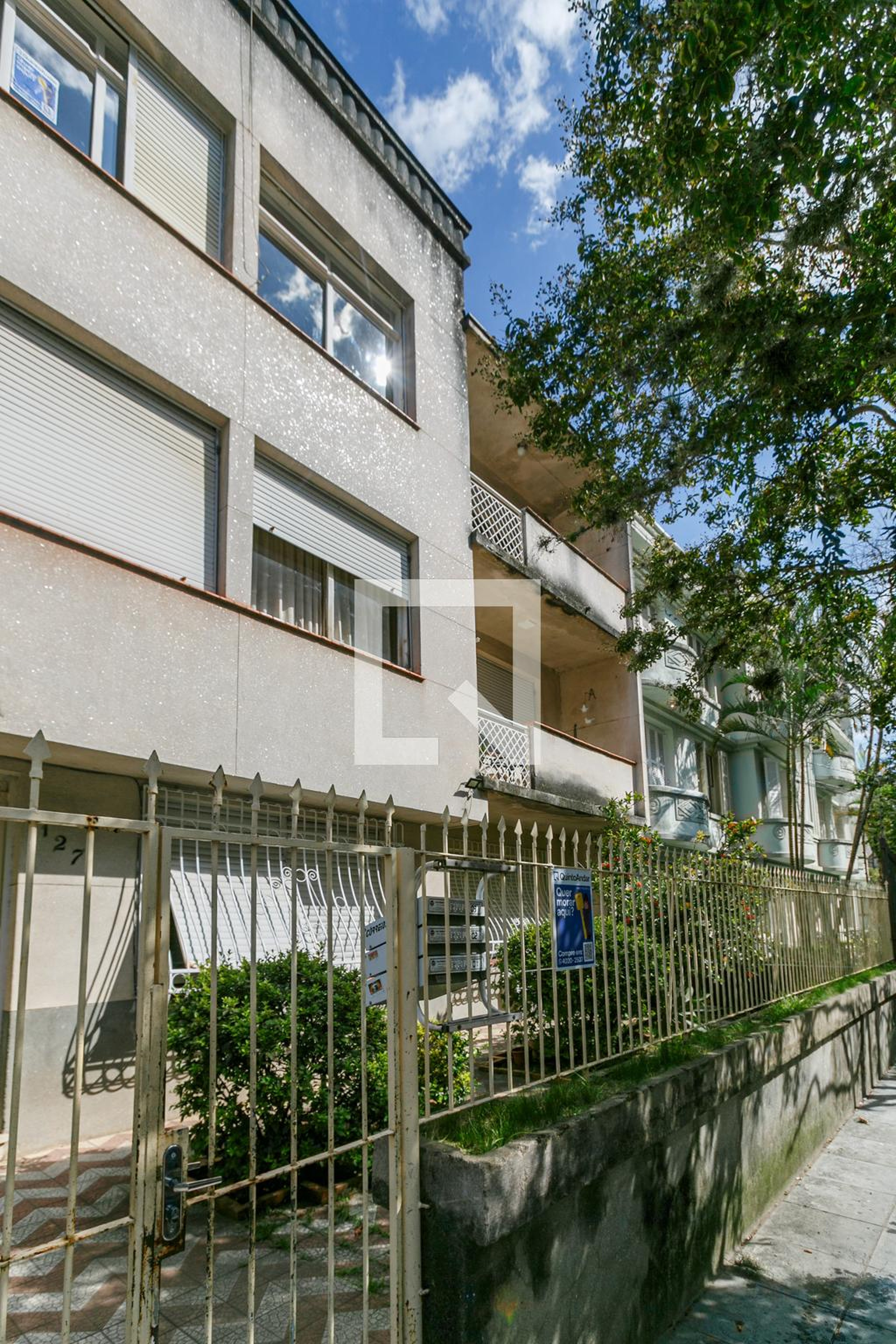 Fachada Condomínio em Rua Augusto Pestana, 127