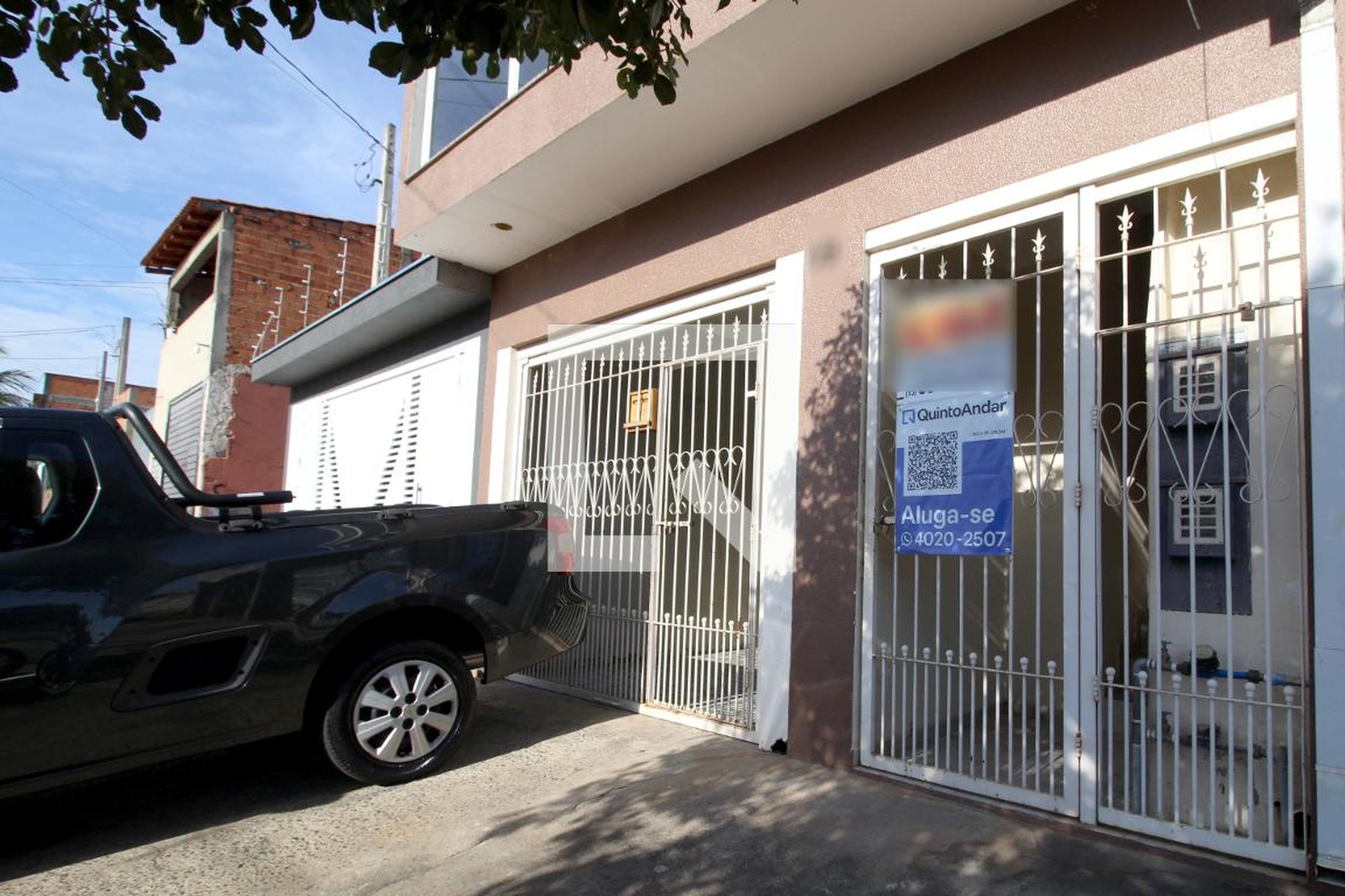 Fachada Condomínio em Rua Lourenço Pires de Arruda, 75