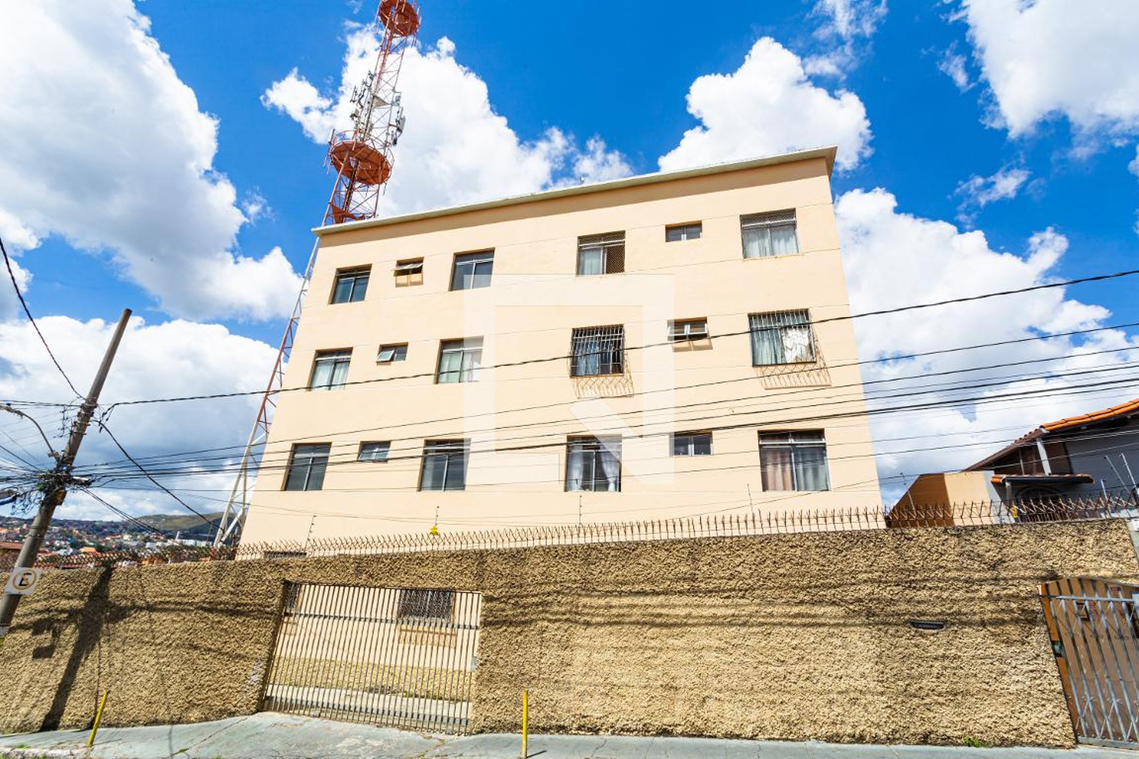 Fachada Residencial Casa Blanca