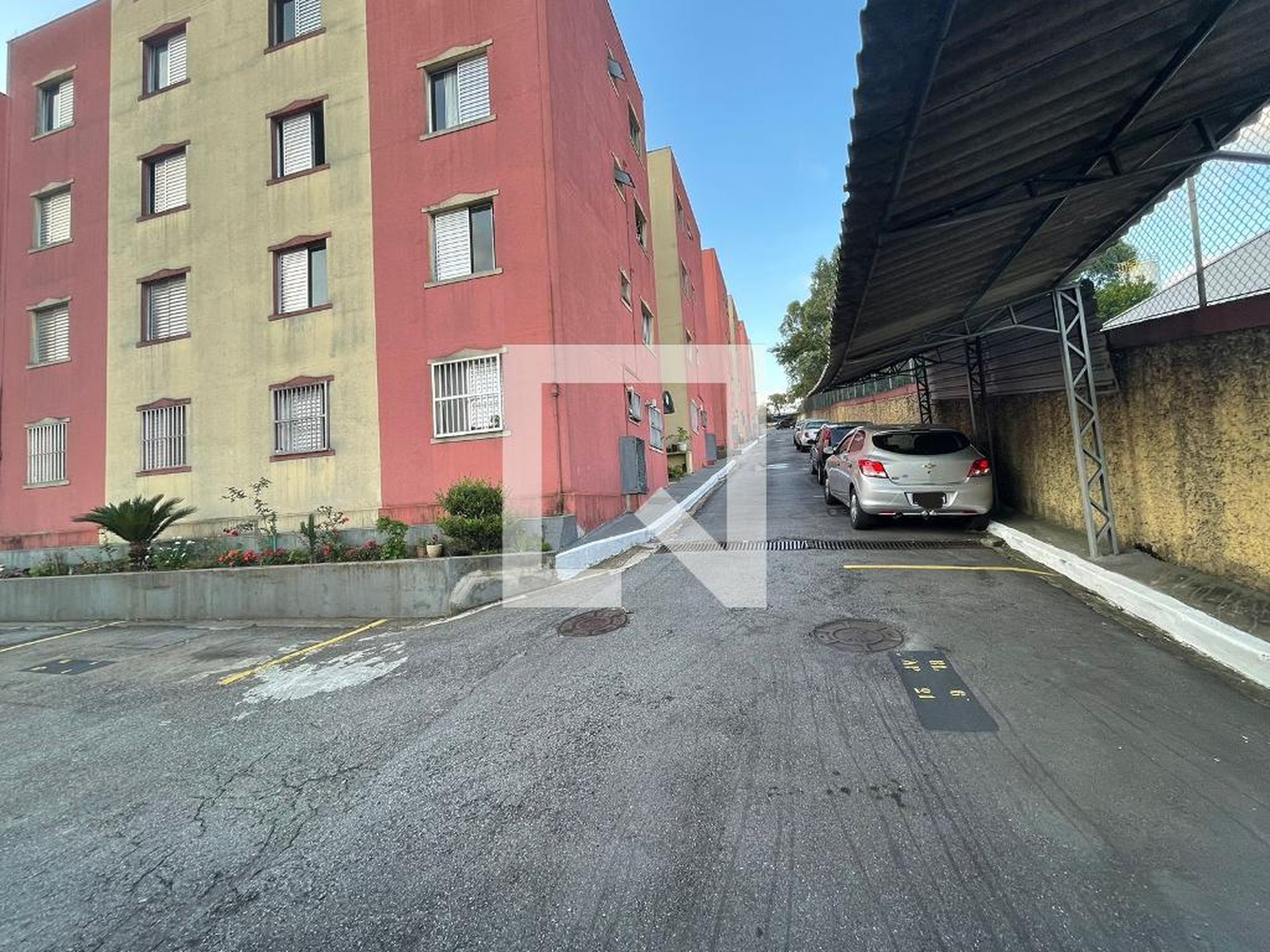 Estacionamento - Arco Iris