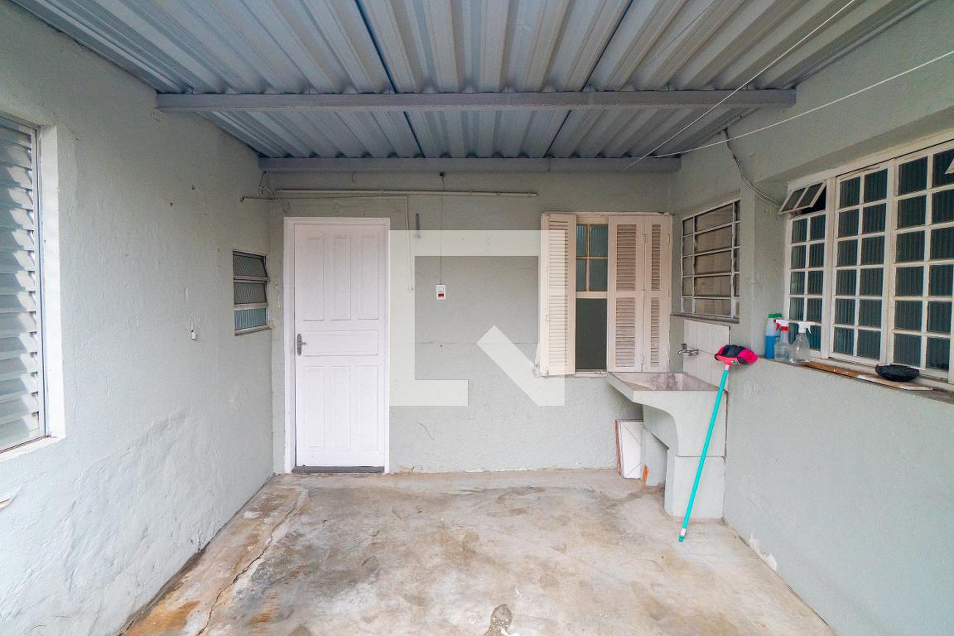 Fachada Condomínio em Avenida Miguel Estefno, 662