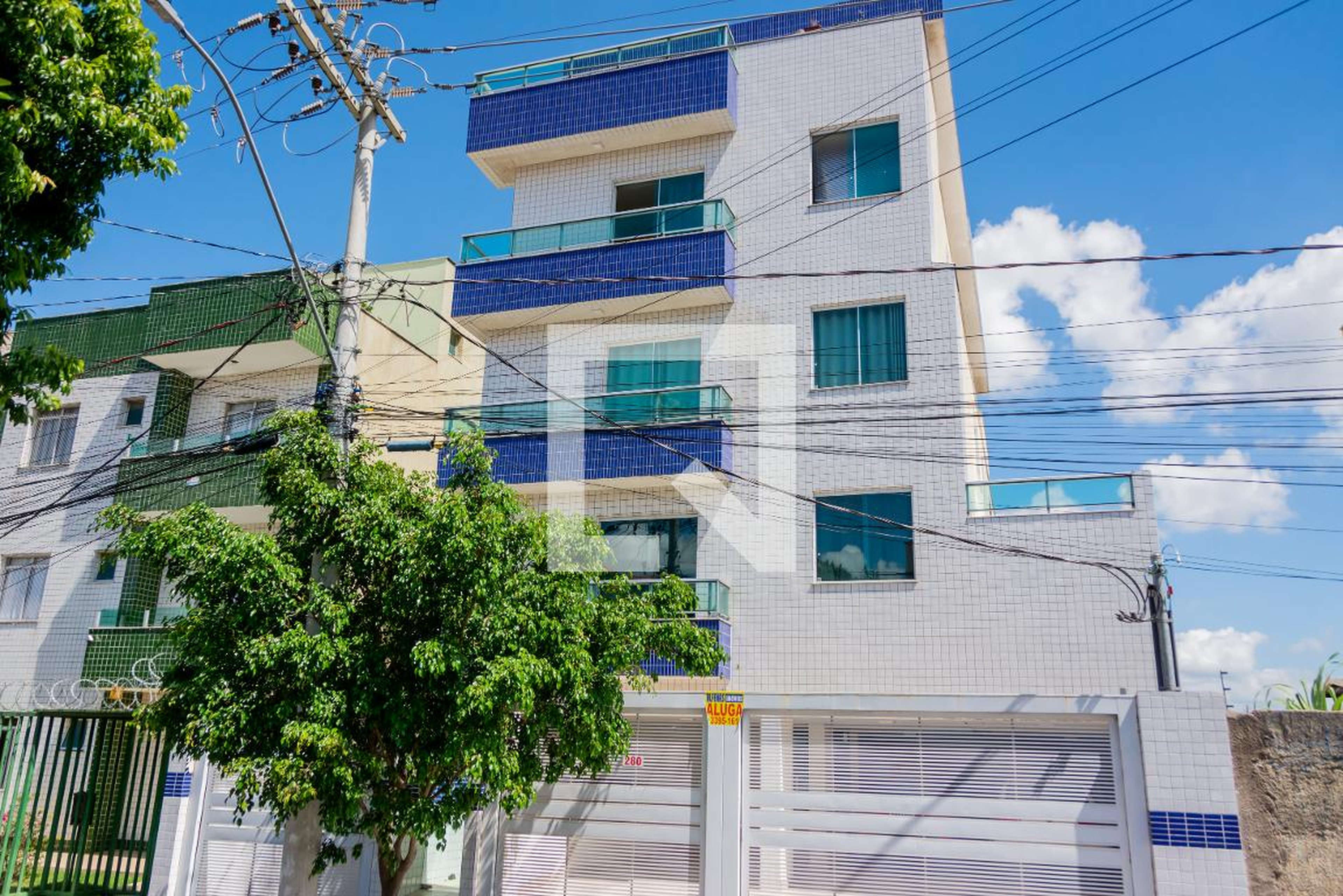 Fachada Condomínio em Rua Maria Olinda Nascimento, 280