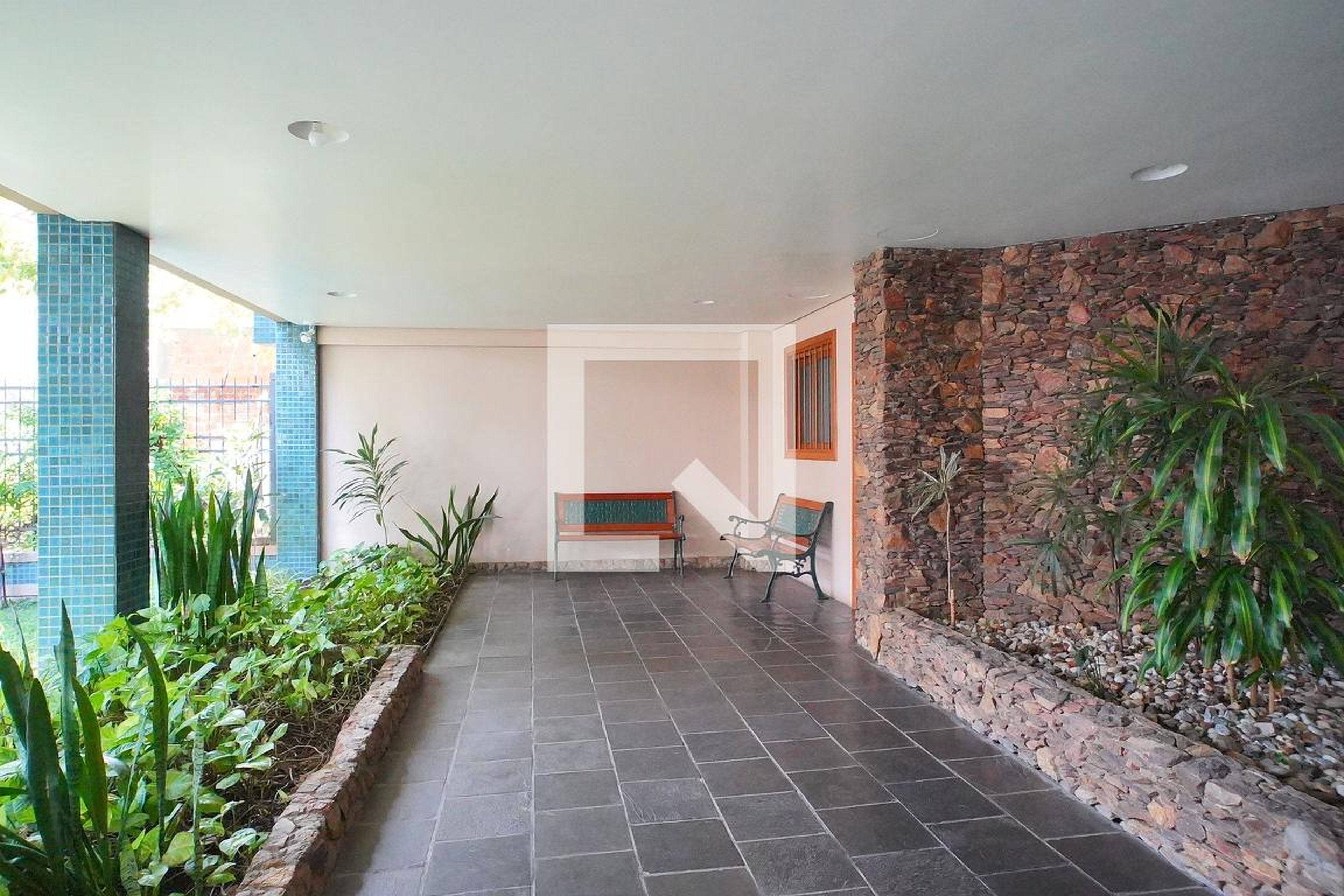 Entrada - Edifício Indaiae