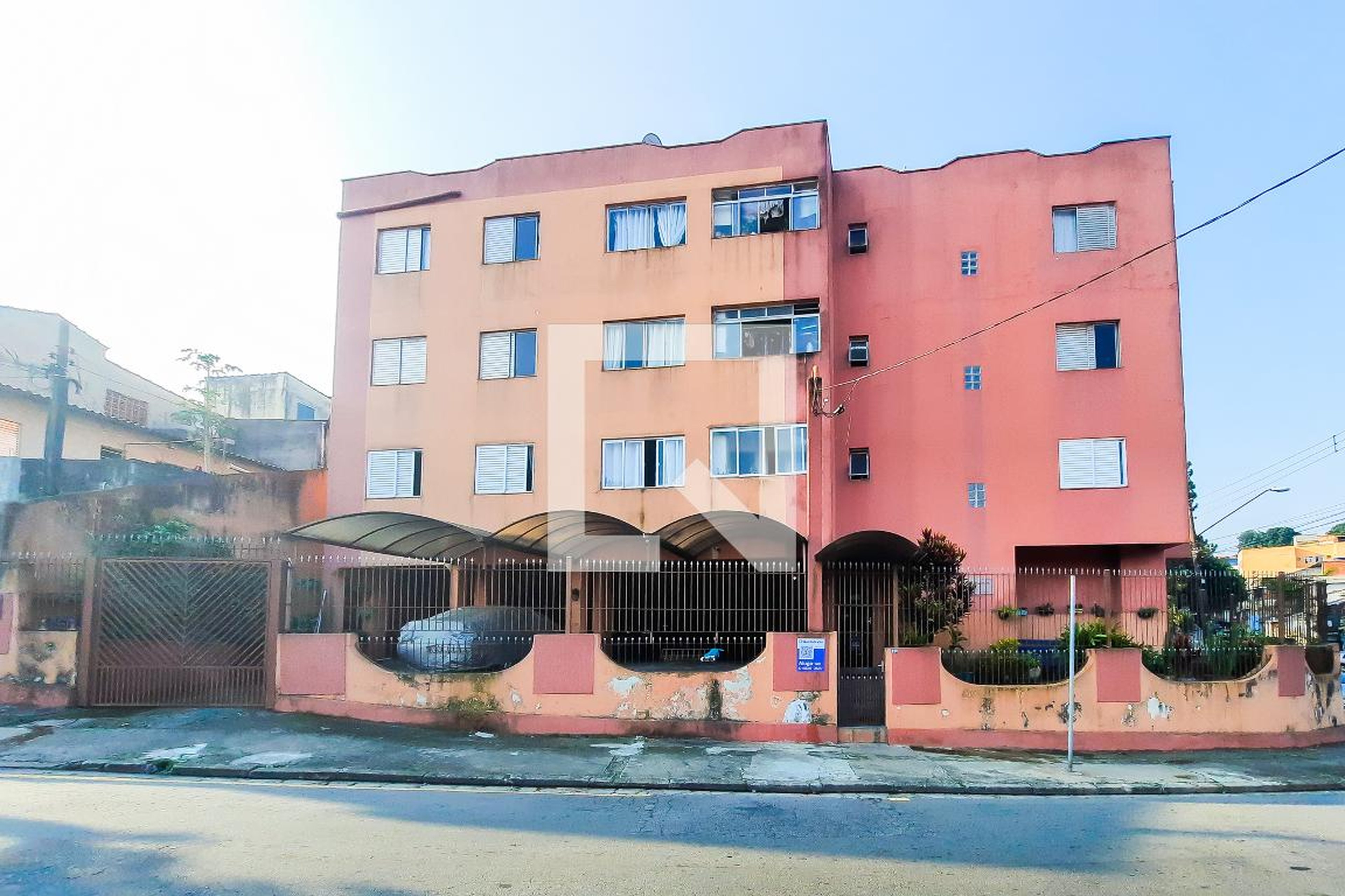 Fachada do Condomínio Condomínio em R. Arcângelo Campanela, 820