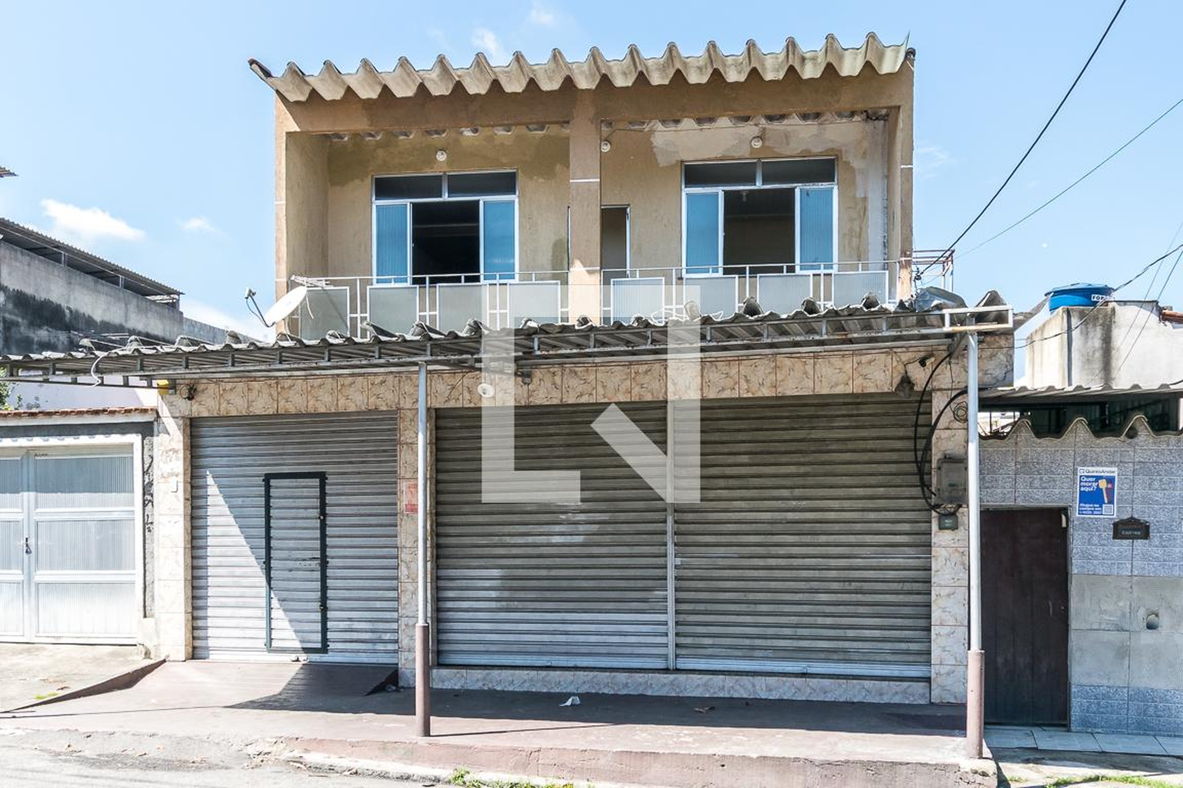 Fachada do Prédio Condomínio em Rua Jornalista Antônio de Freitas, 84