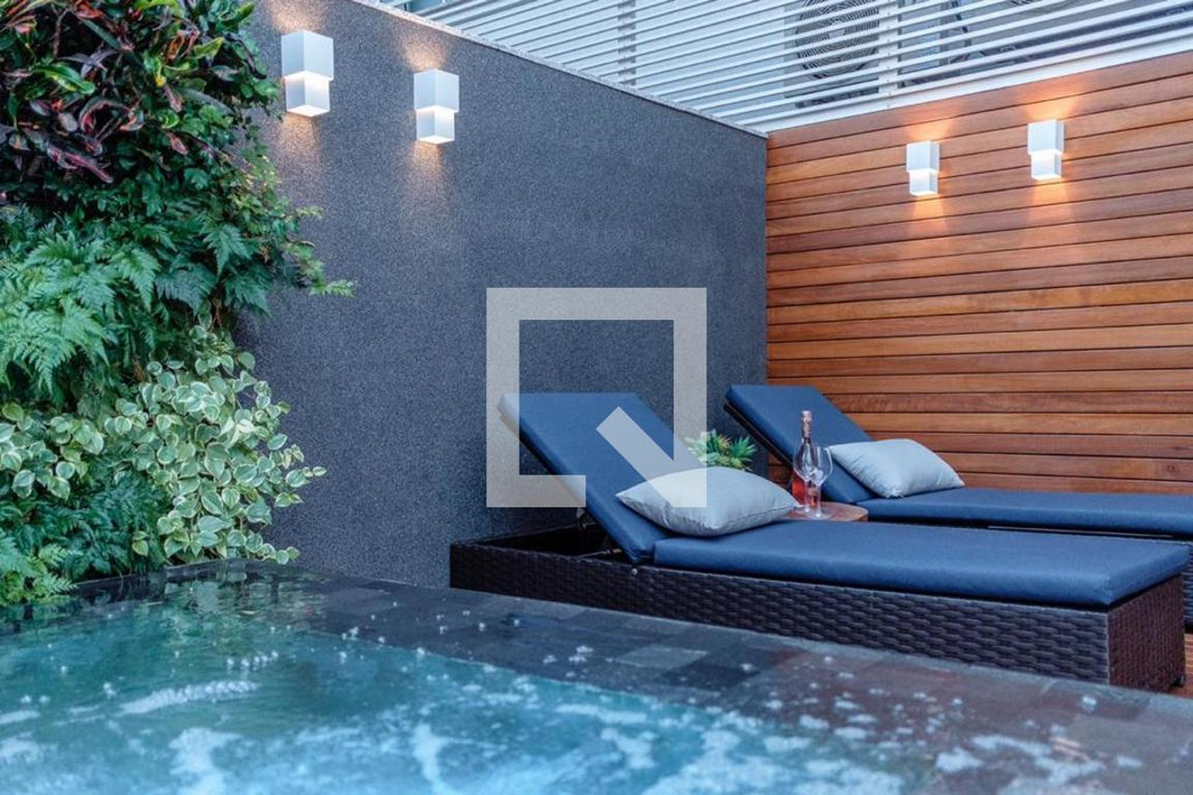 Piscina - Edifício Garden Funcionários Tennis Residence