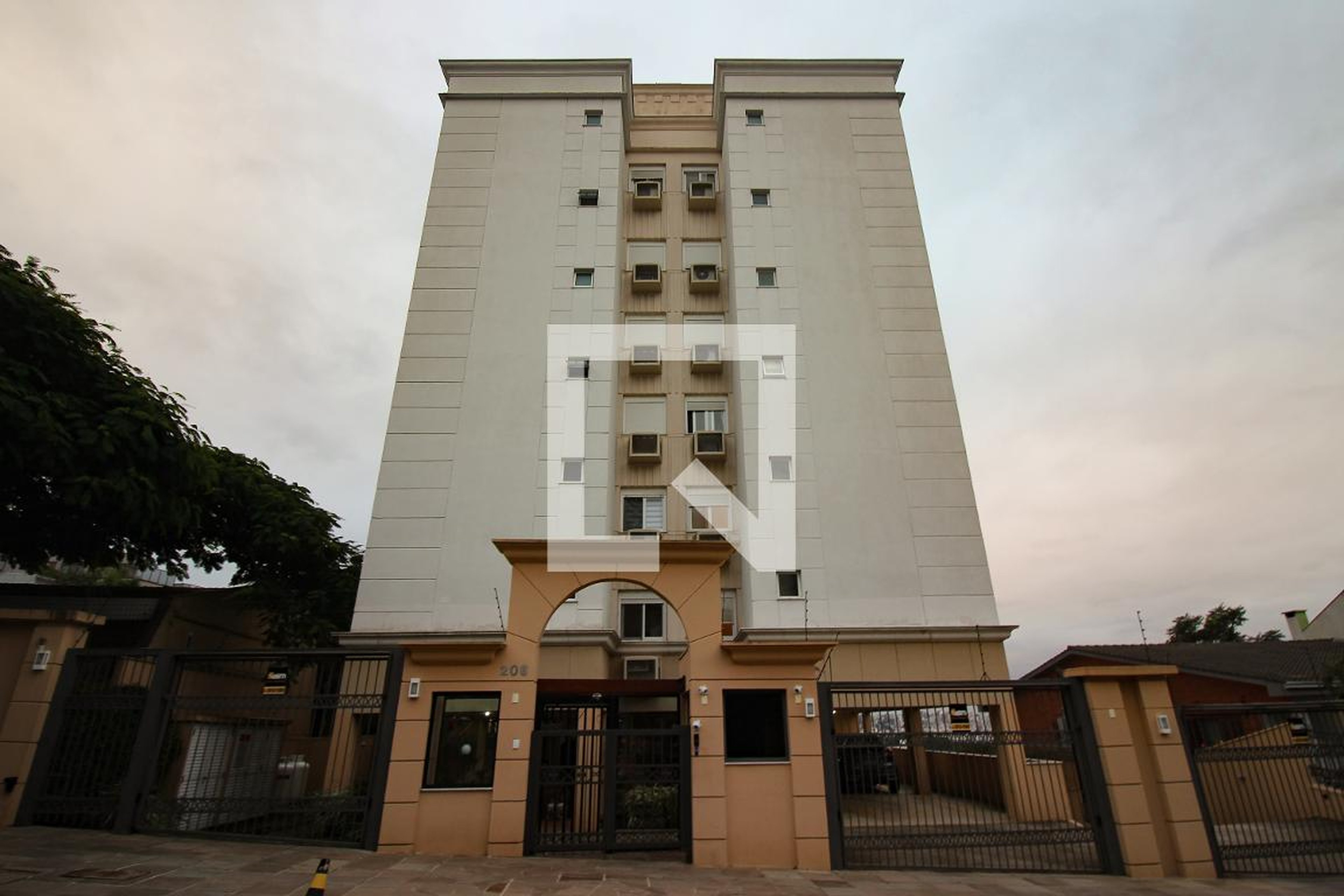 Fachada do Prédio Condomínio Wide