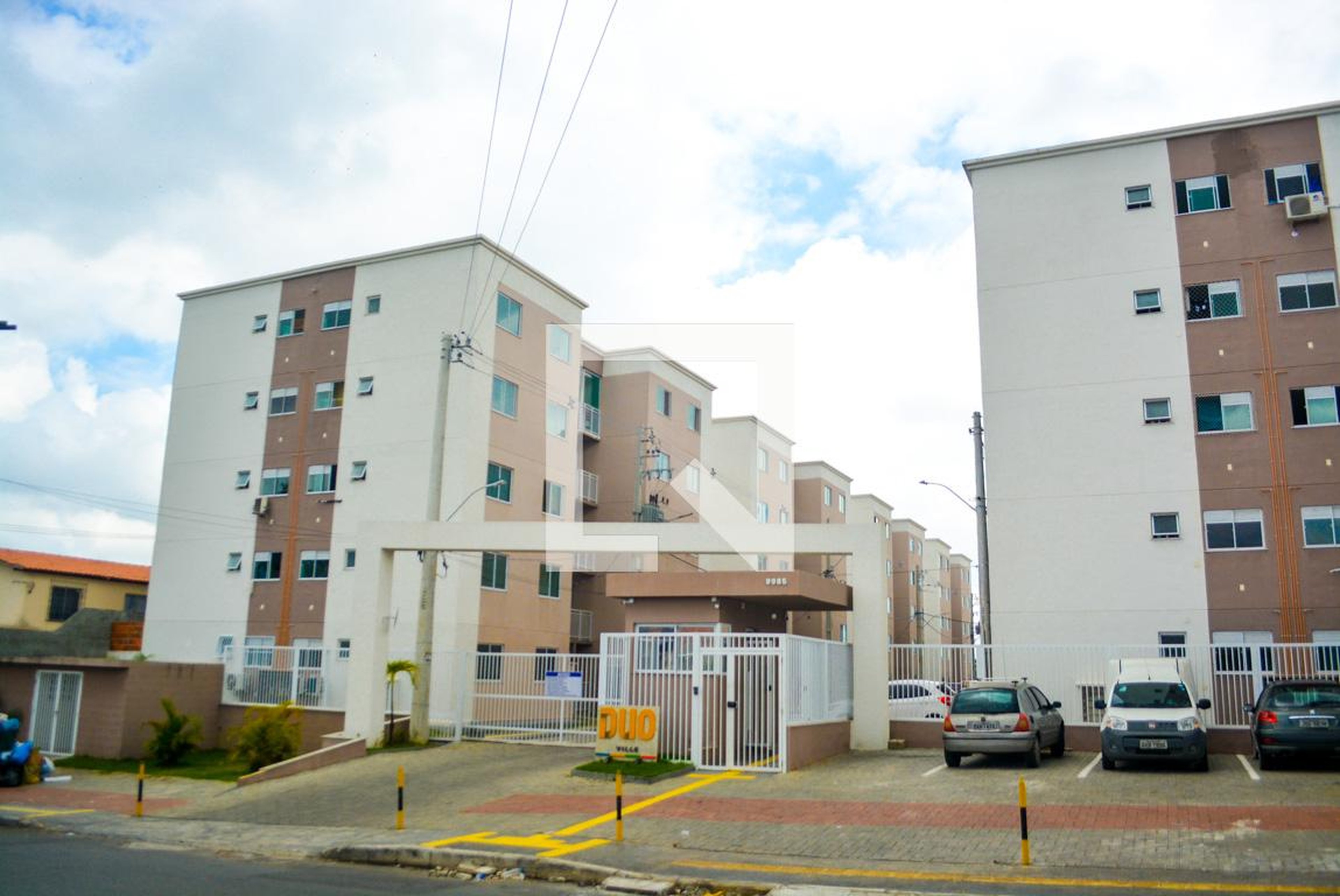 Fachada do condomínio Condomínio Dou Ville