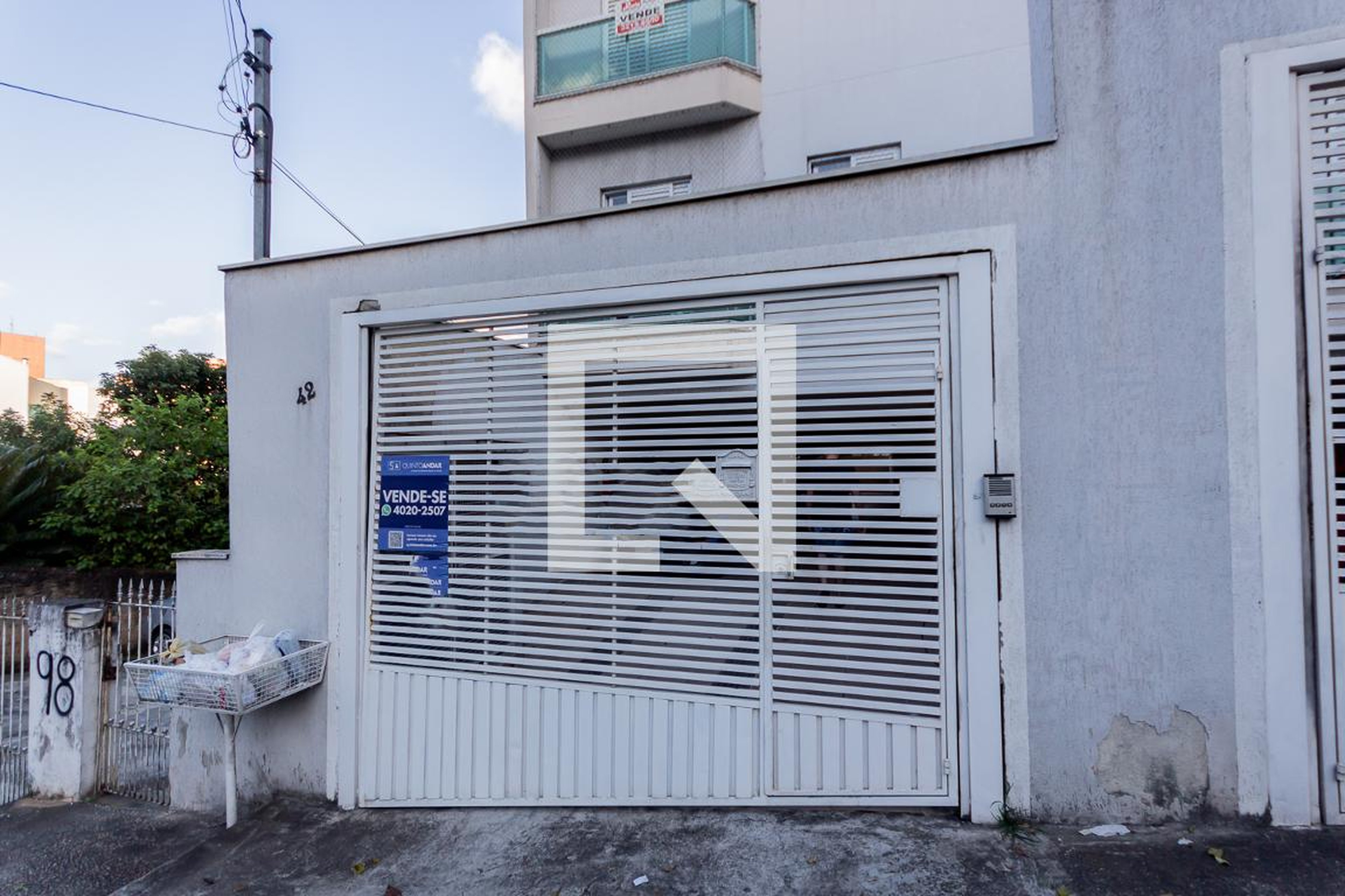 Fachada Condomínio em Rua Betânia, 42