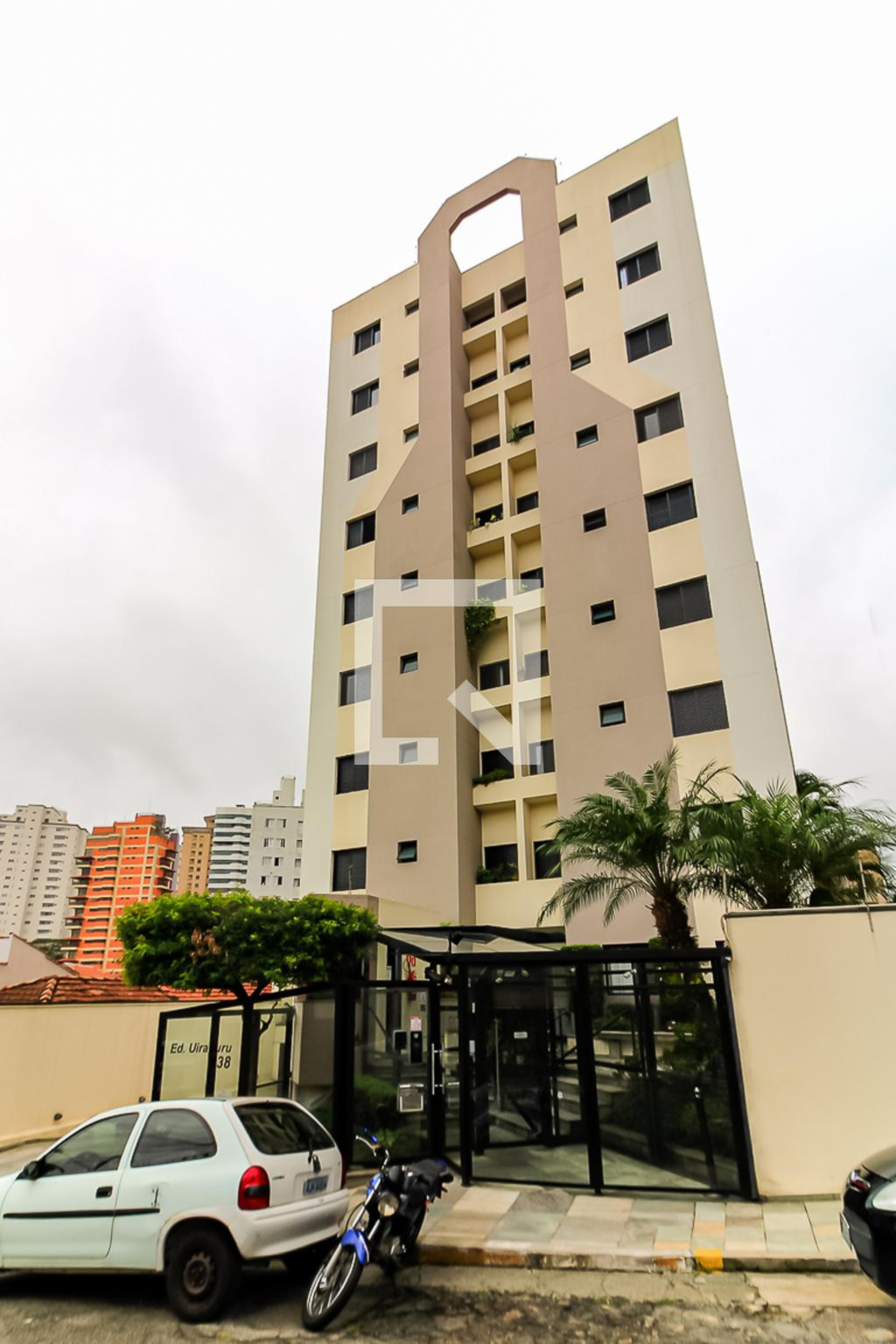 Fachada Condomínio Uirapuru