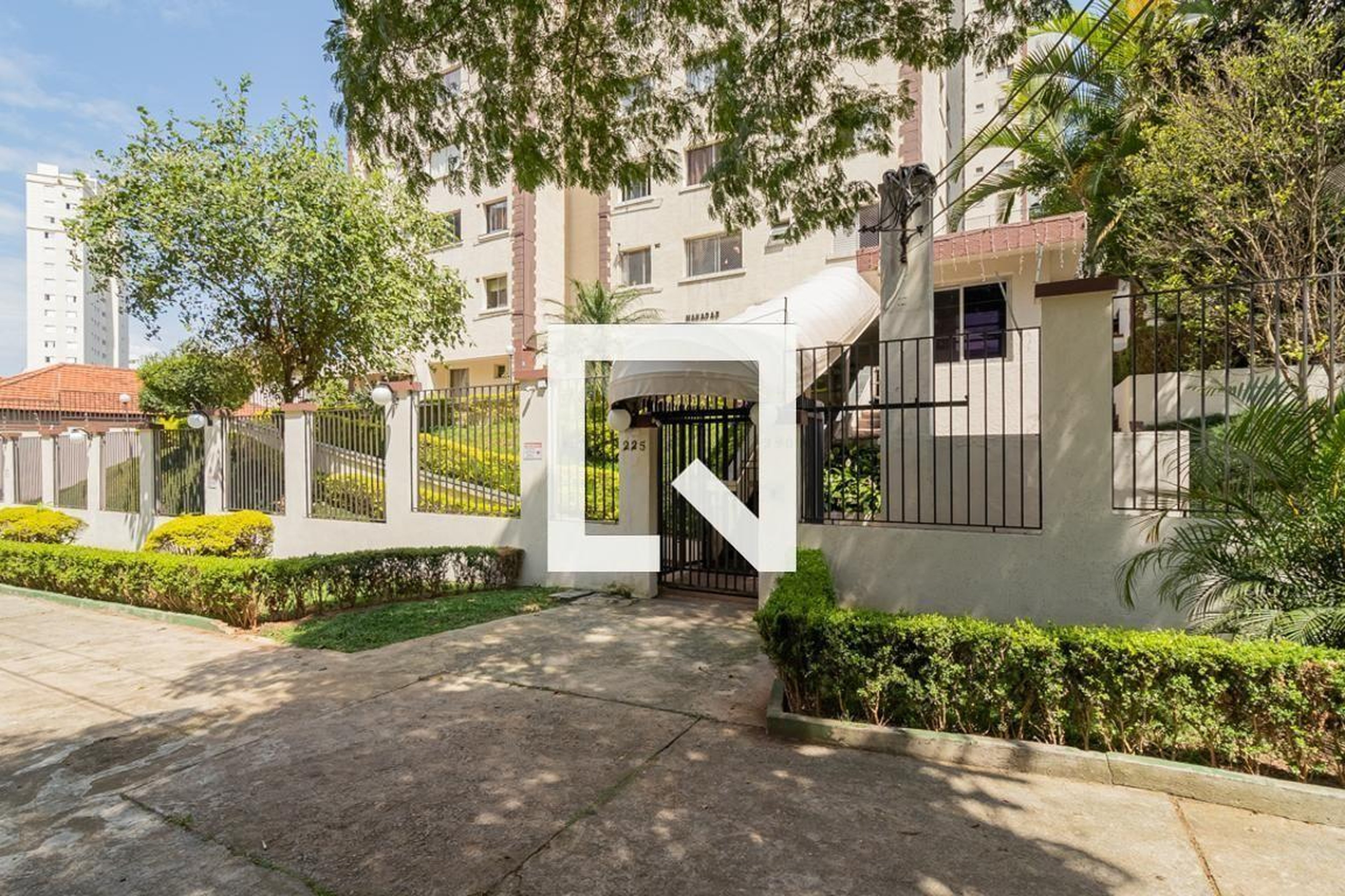 Fachada Condomínio RES Trianon