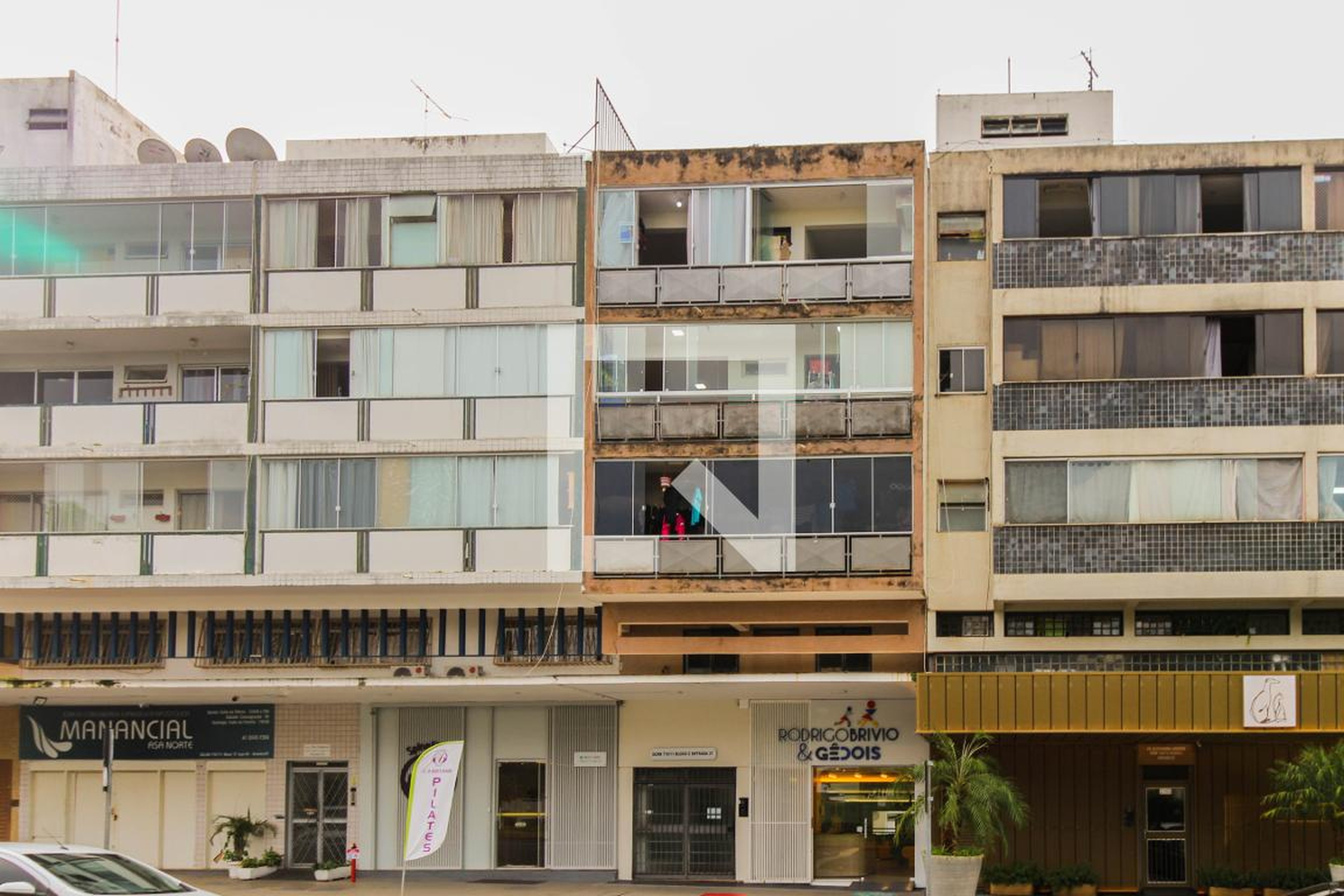 Fachada Condomínio em Shcgn - Brasília, Df, 70750-630, Brasil, 37
