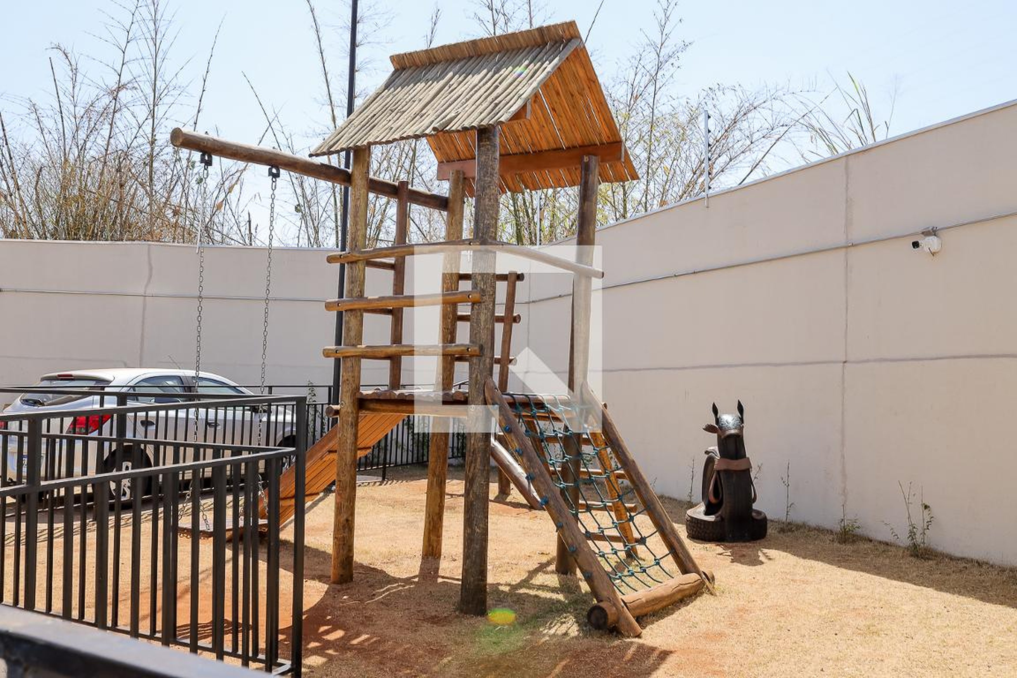 Playground - Lar França