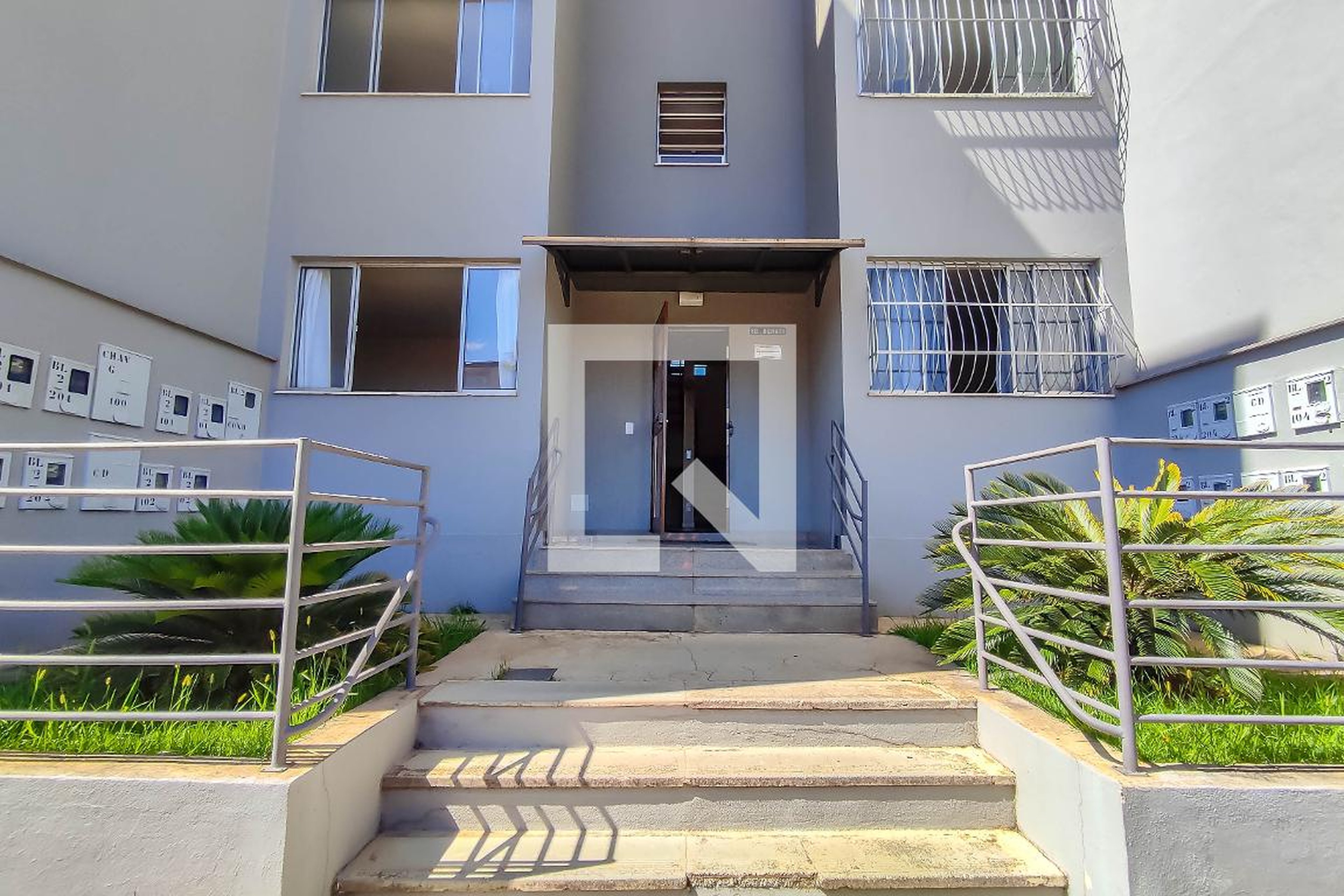 Entrada - Sedifício S Guilherme e Renata